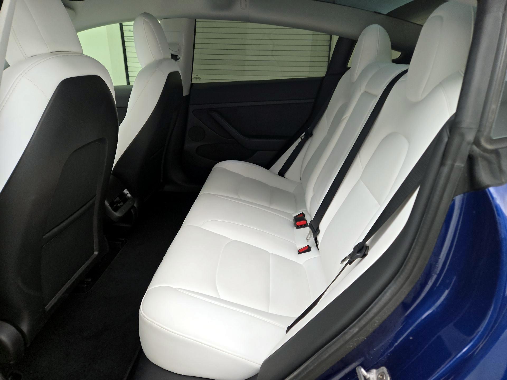 Thumbnail: 2022 Tesla Model 3 - 18