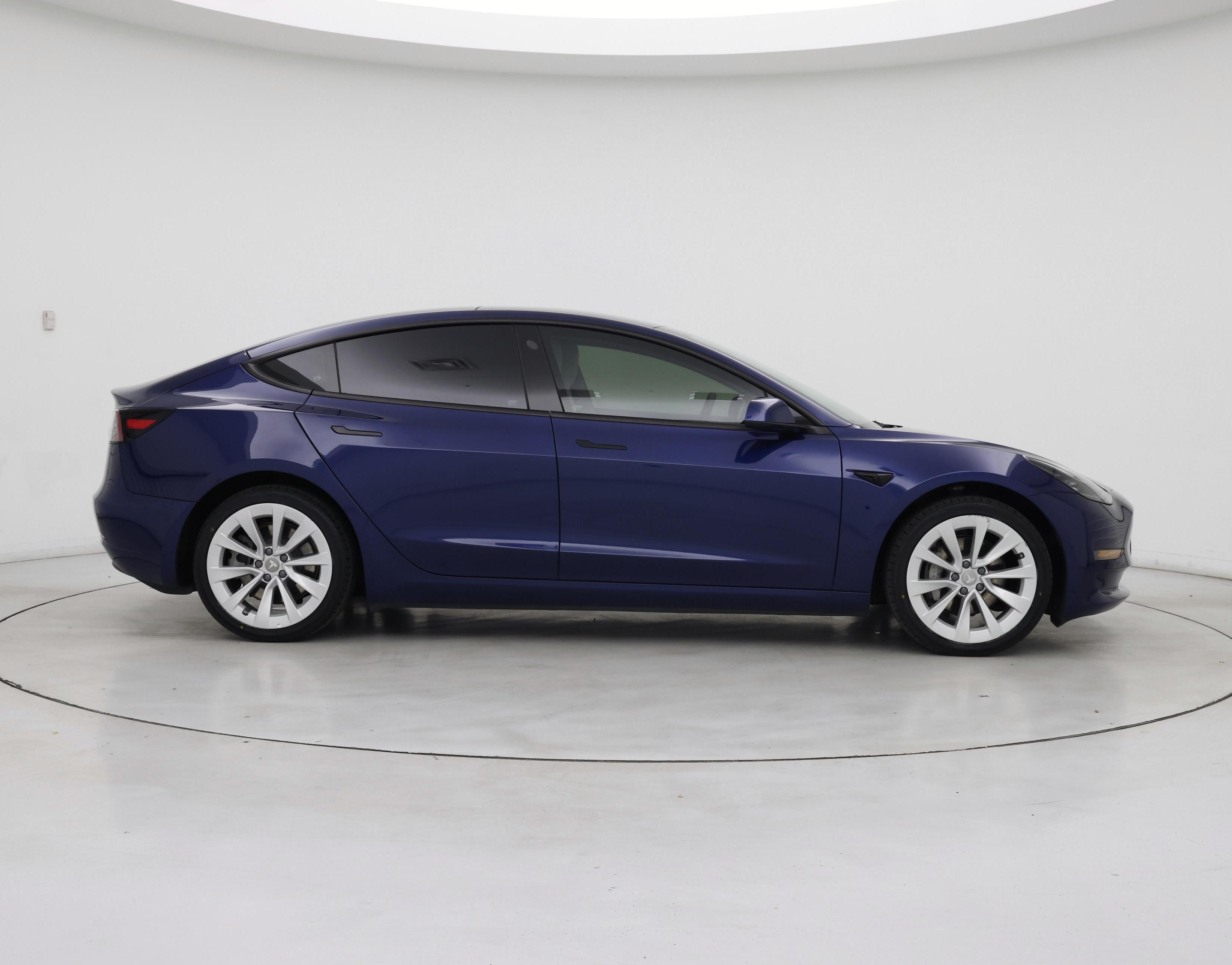Thumbnail: 2022 Tesla Model 3 - 7