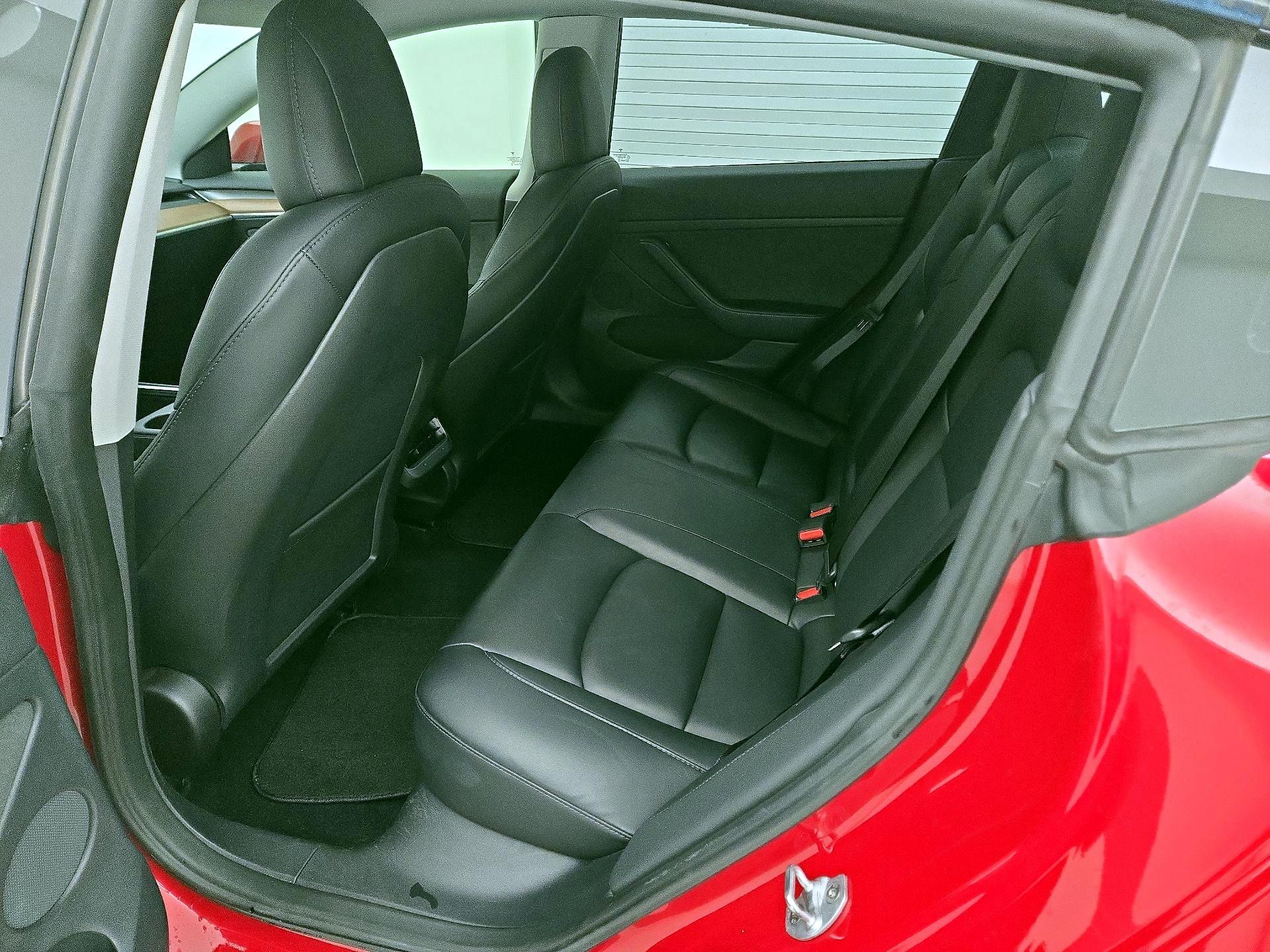 Thumbnail: 2022 Tesla Model 3 - 20