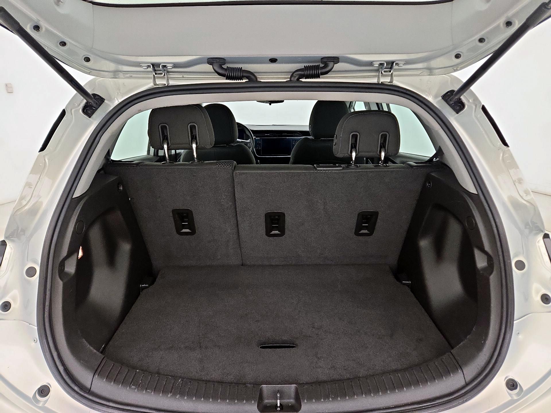 Thumbnail: 2023 Chevrolet Bolt EV - 20