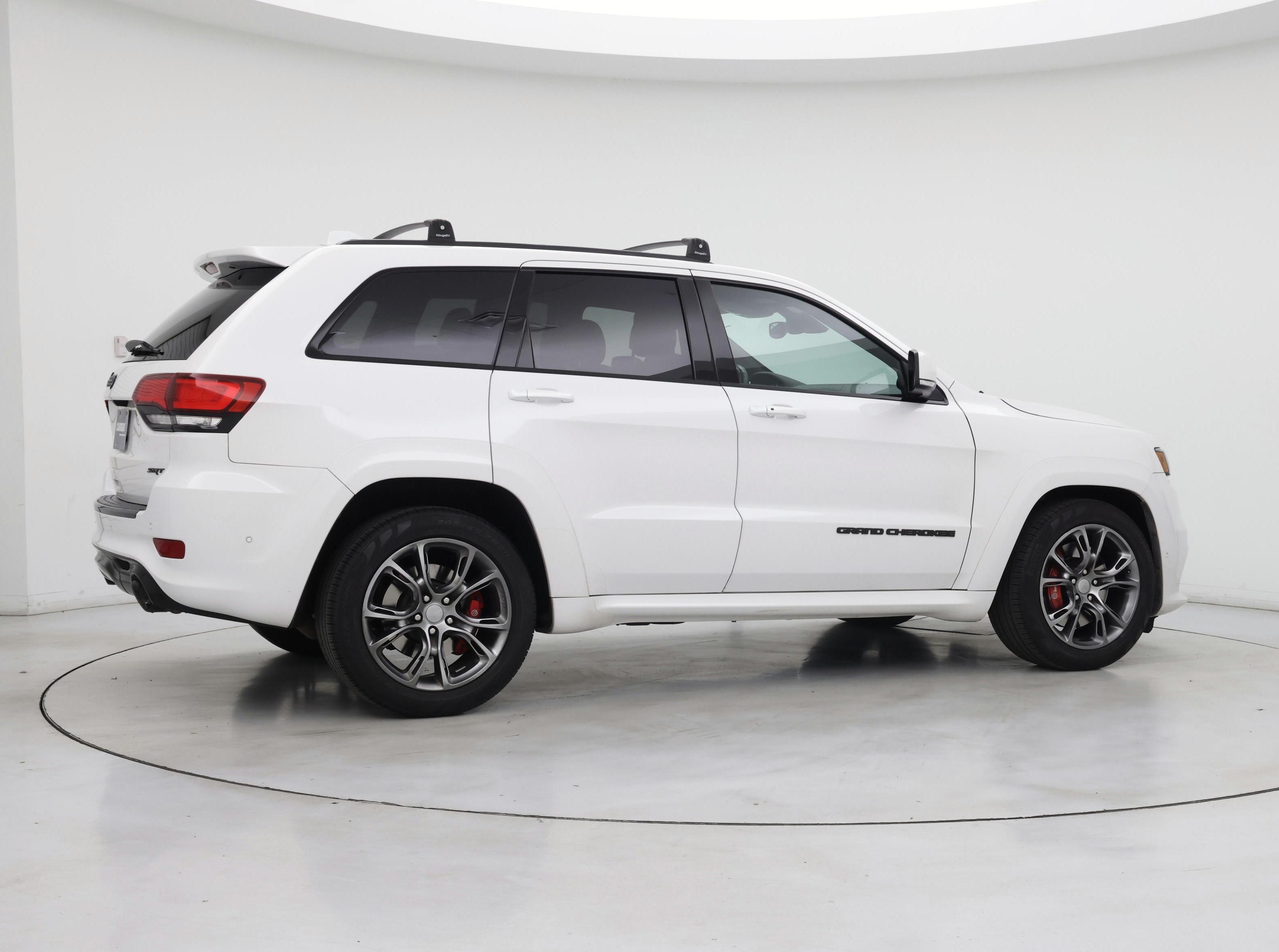 Thumbnail: 2018 Jeep Grand Cherokee - 8