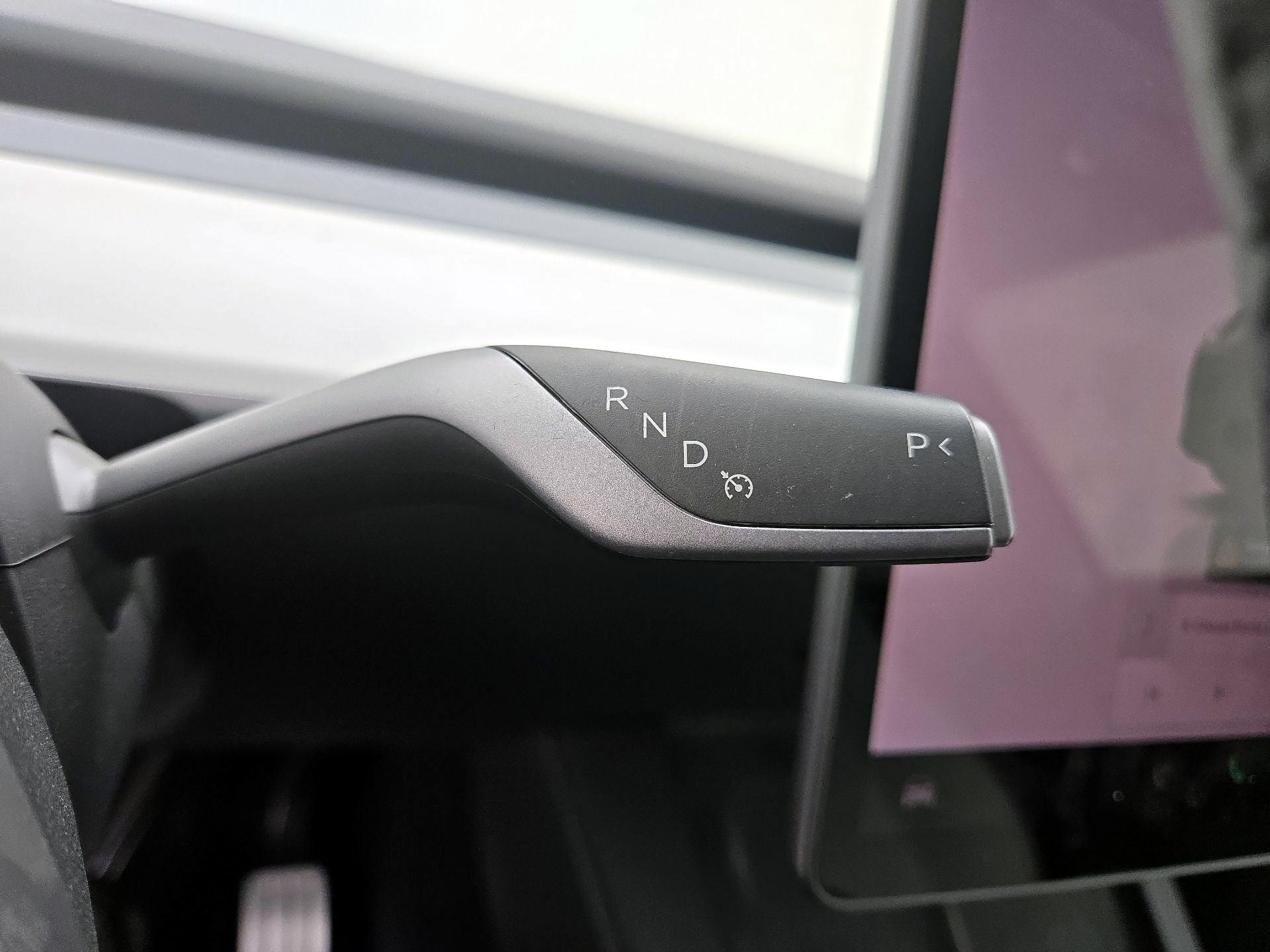 Thumbnail: 2024 Tesla Model Y - 17