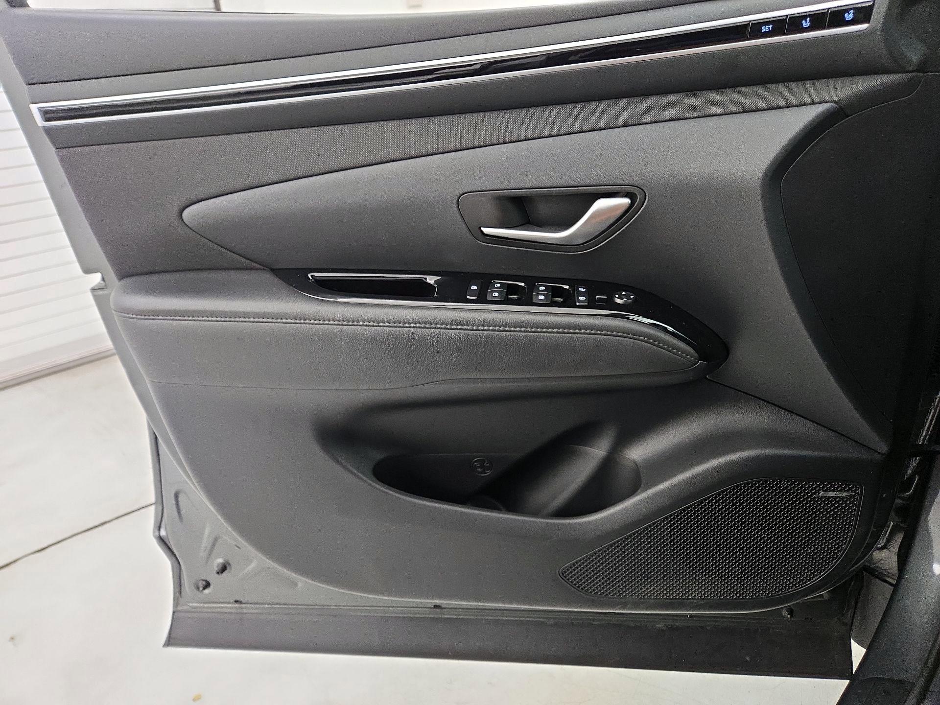 Thumbnail: 2023 Hyundai Tucson - 12