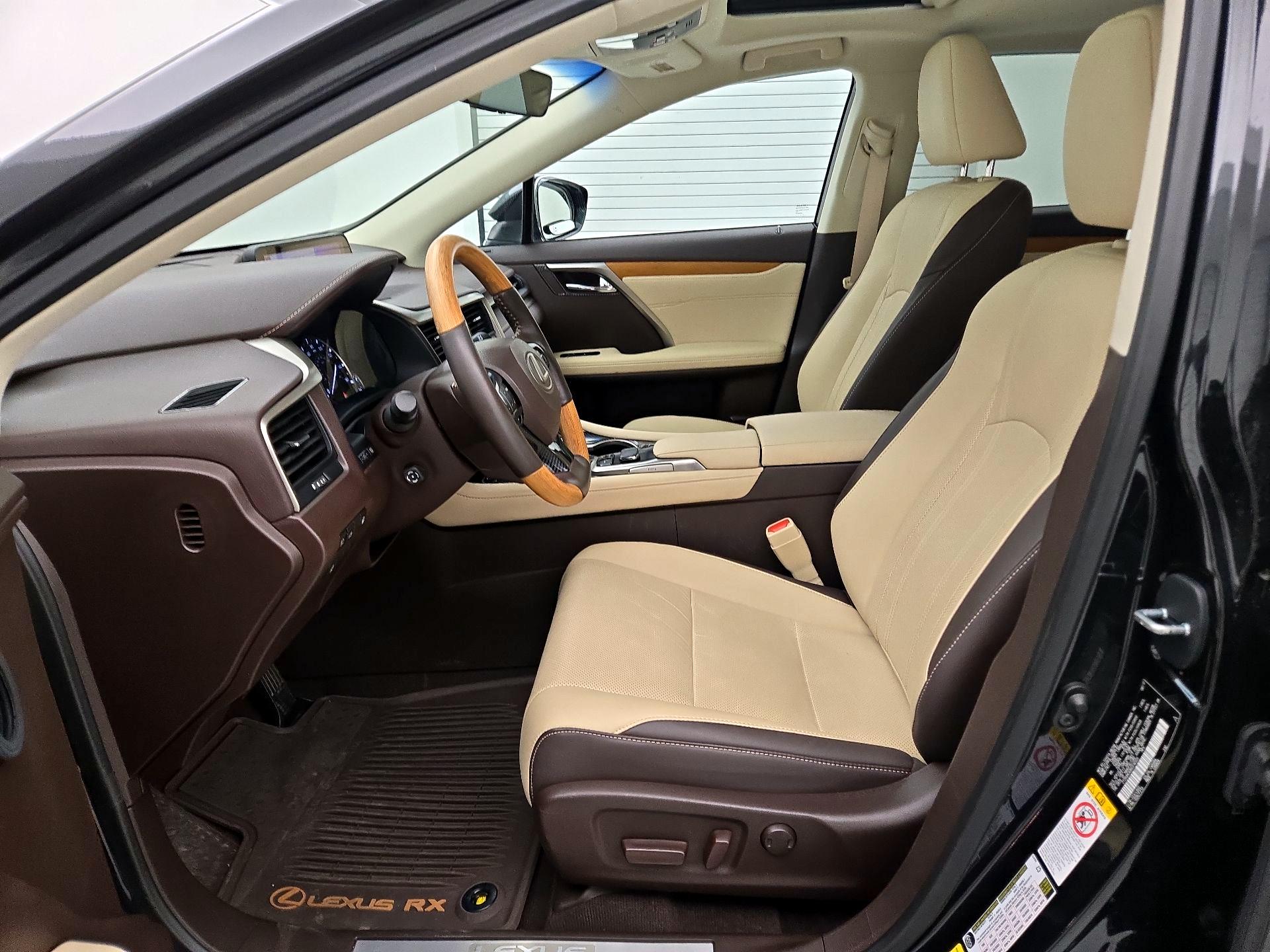 Thumbnail: 2017 Lexus RX - 11