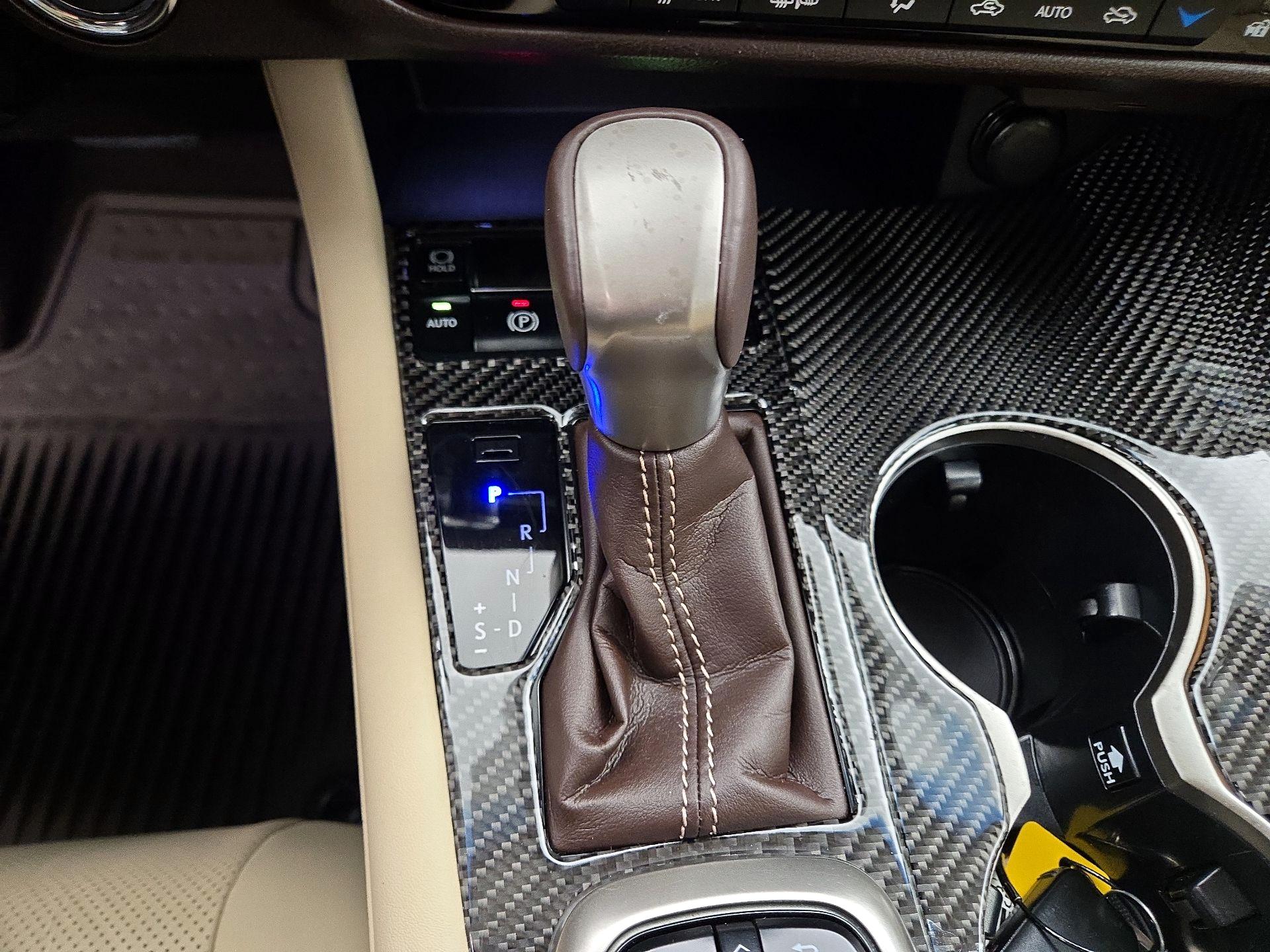 Thumbnail: 2017 Lexus RX - 18