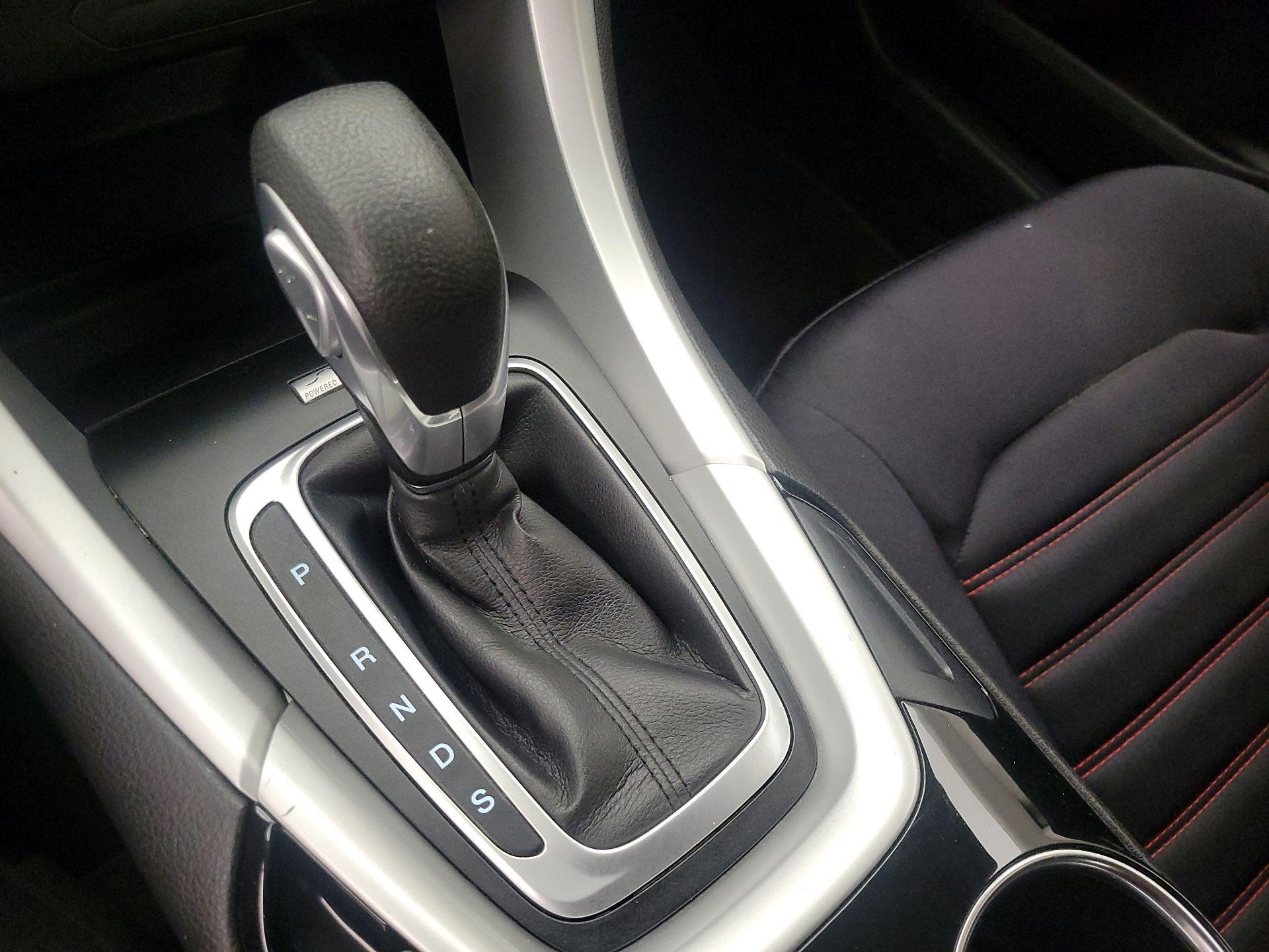 Thumbnail: 2014 Ford Fusion - 16