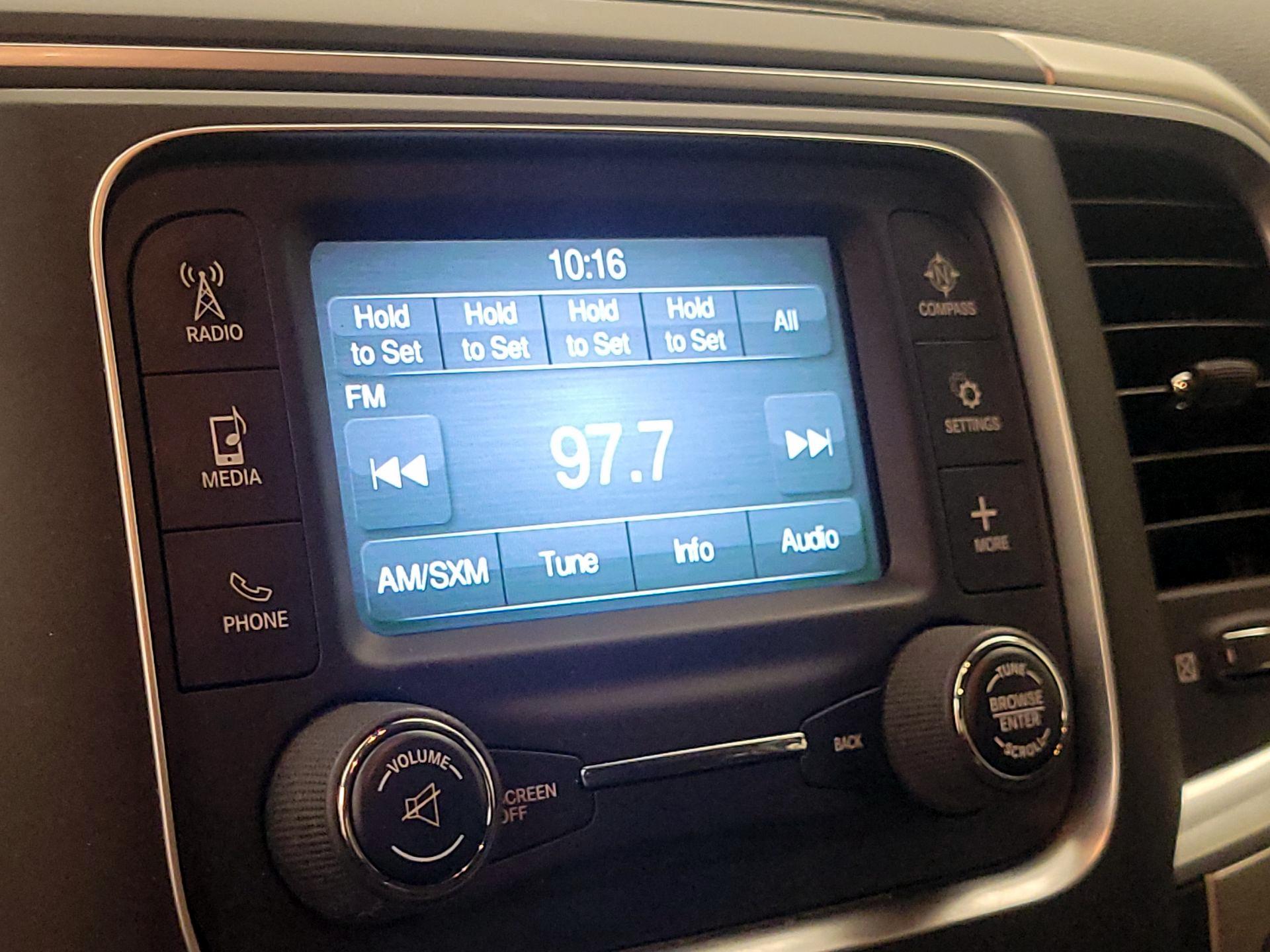Thumbnail: 2019 RAM 1500 Classic - 15