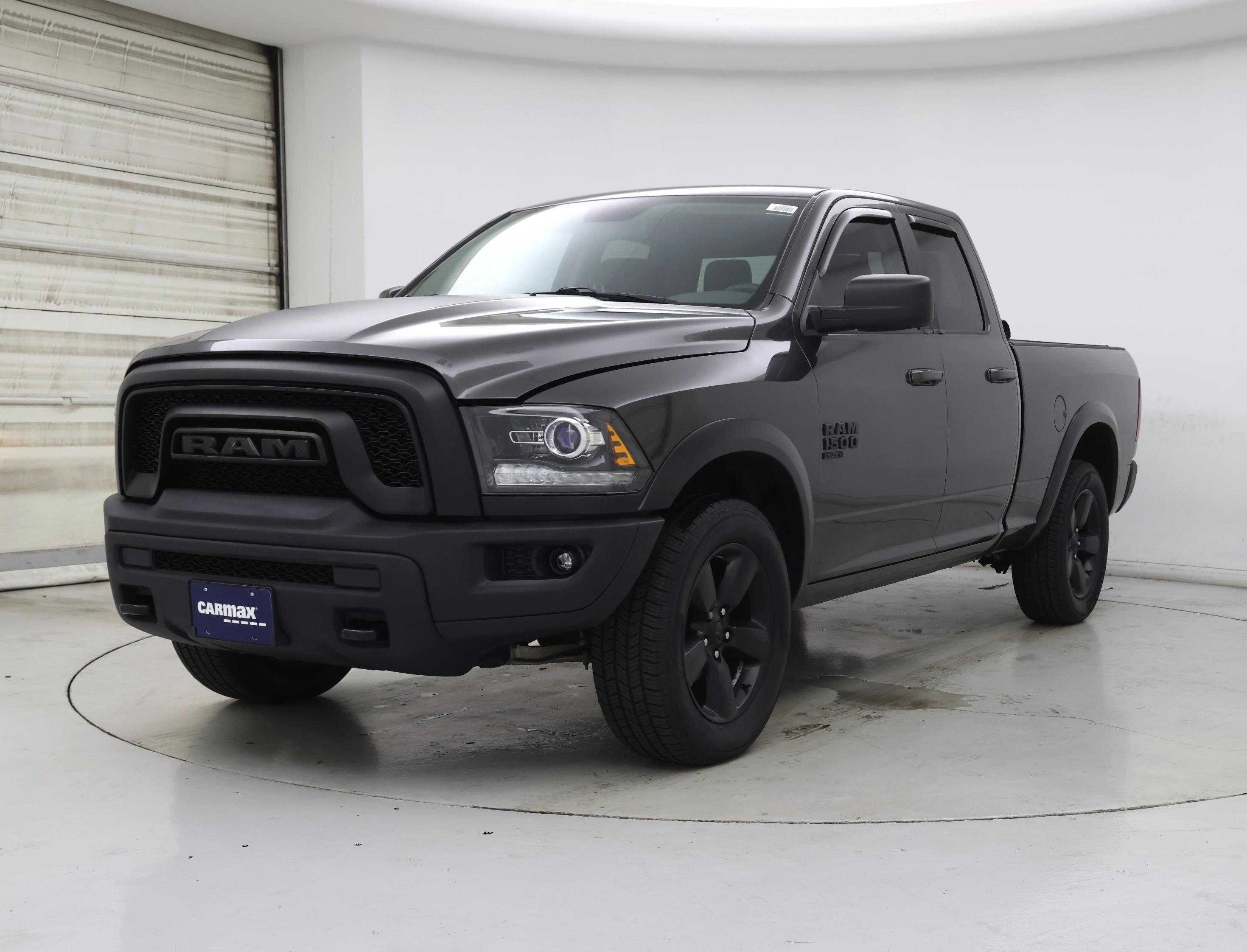 Thumbnail: 2019 RAM 1500 Classic - 4