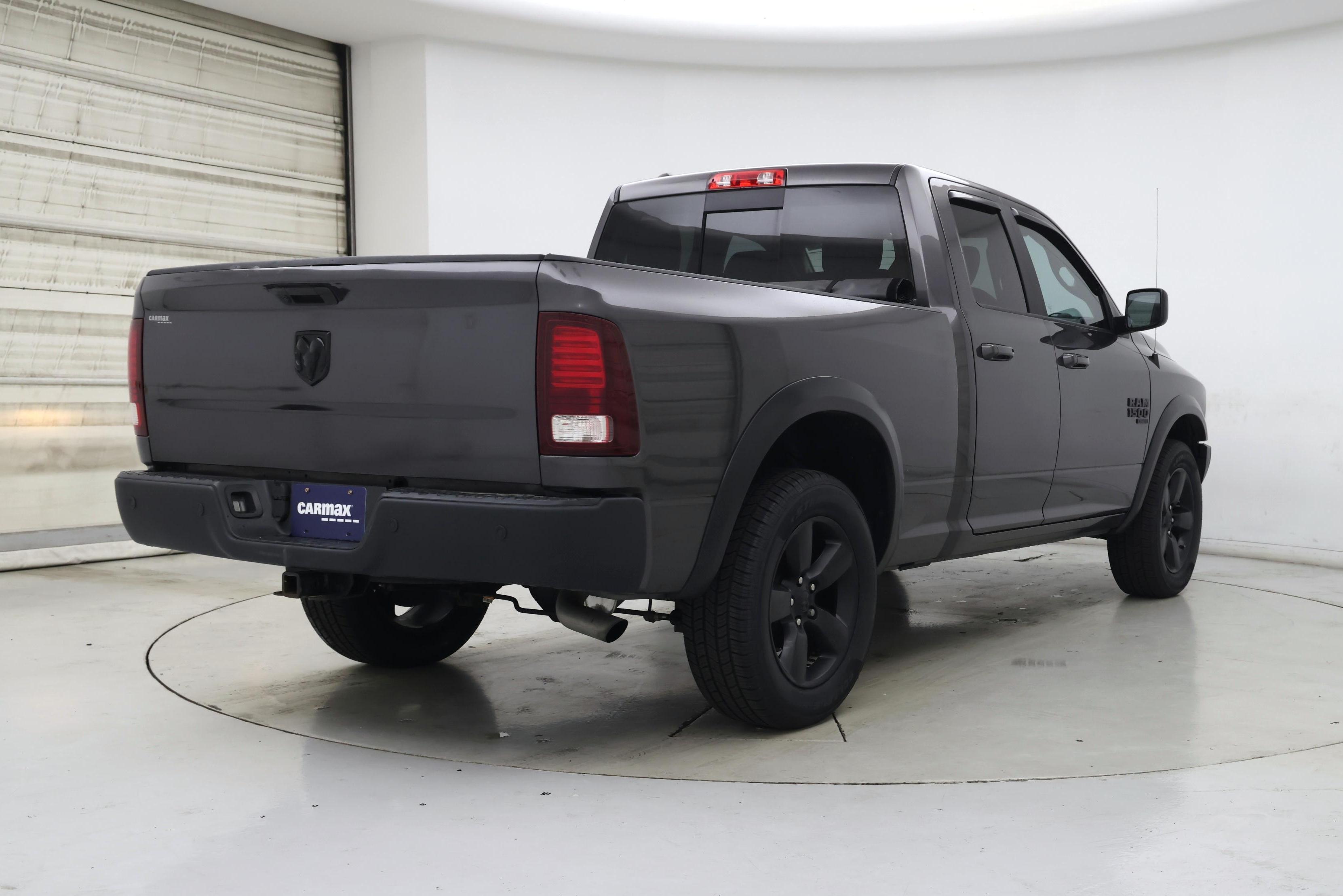 Thumbnail: 2019 RAM 1500 Classic - 8
