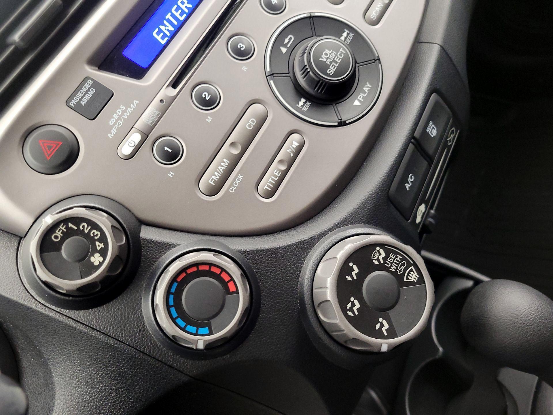 Thumbnail: 2013 Honda Fit - 15