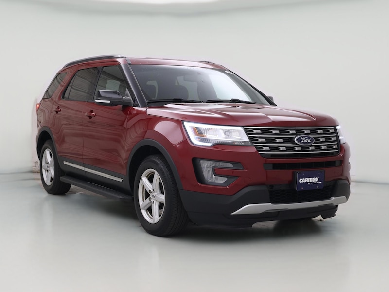 2017 Ford Explorer XLT -
                  Danvers, MA