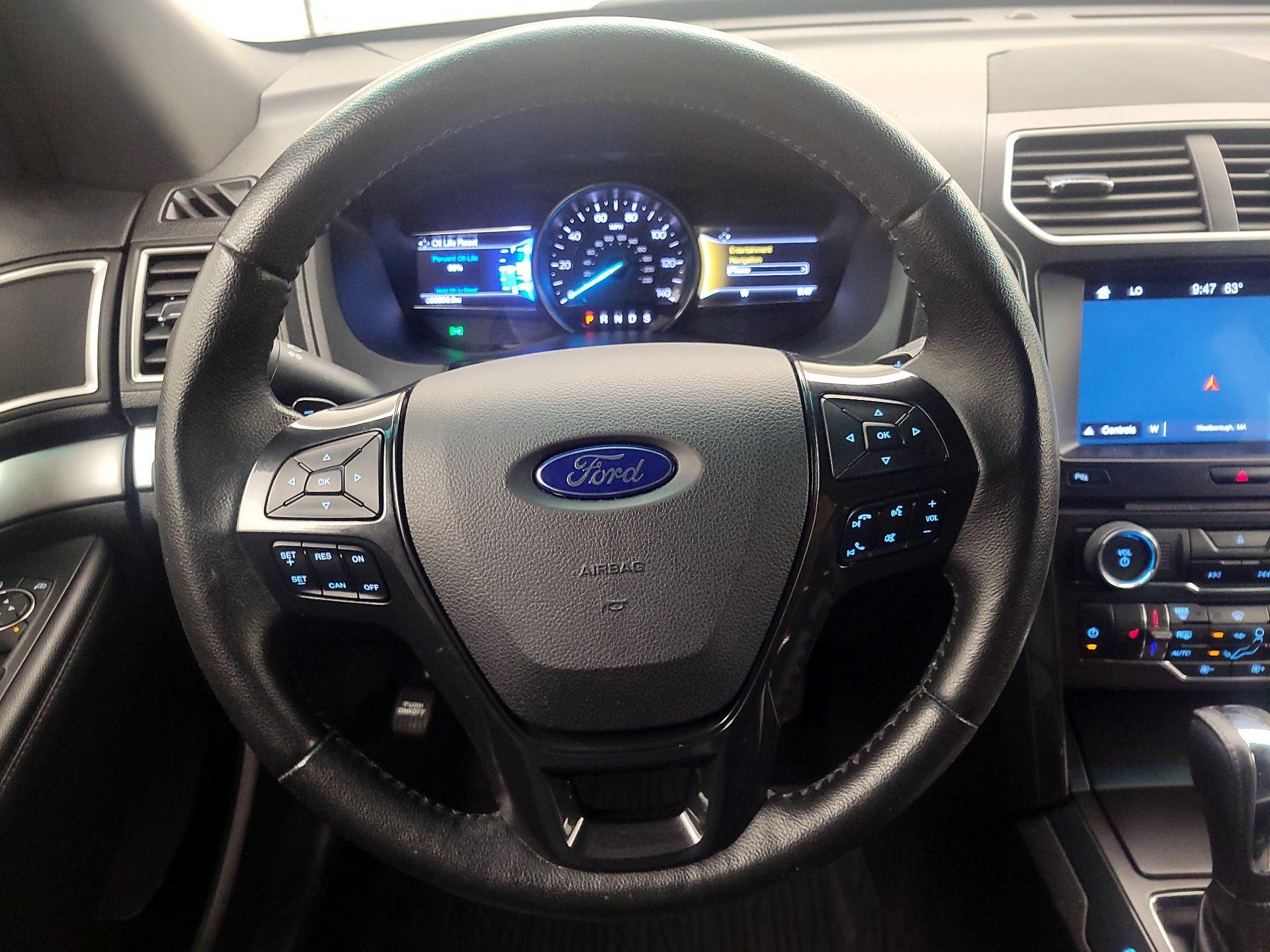 Thumbnail: 2017 Ford Explorer - 10
