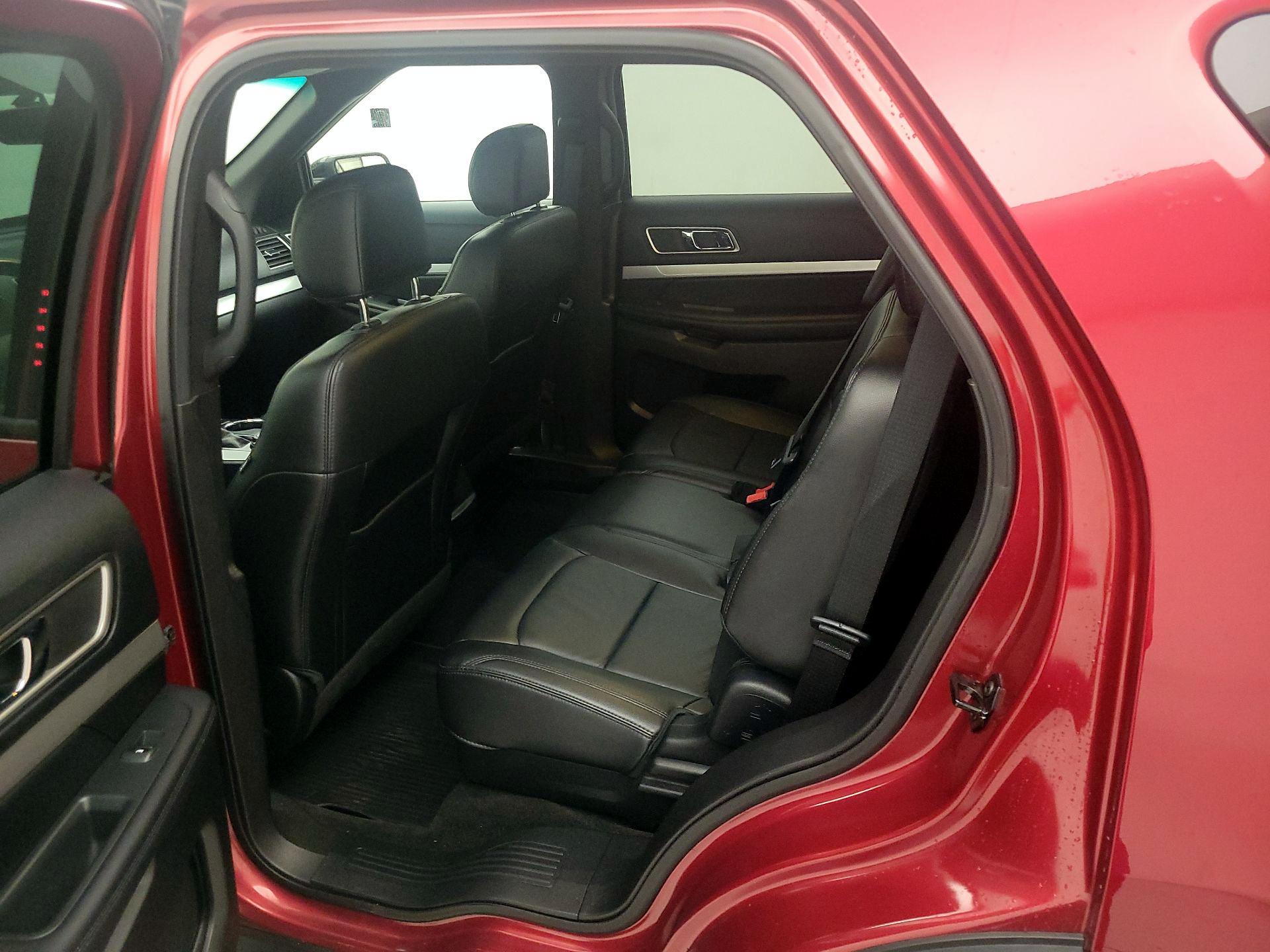 Thumbnail: 2017 Ford Explorer - 20