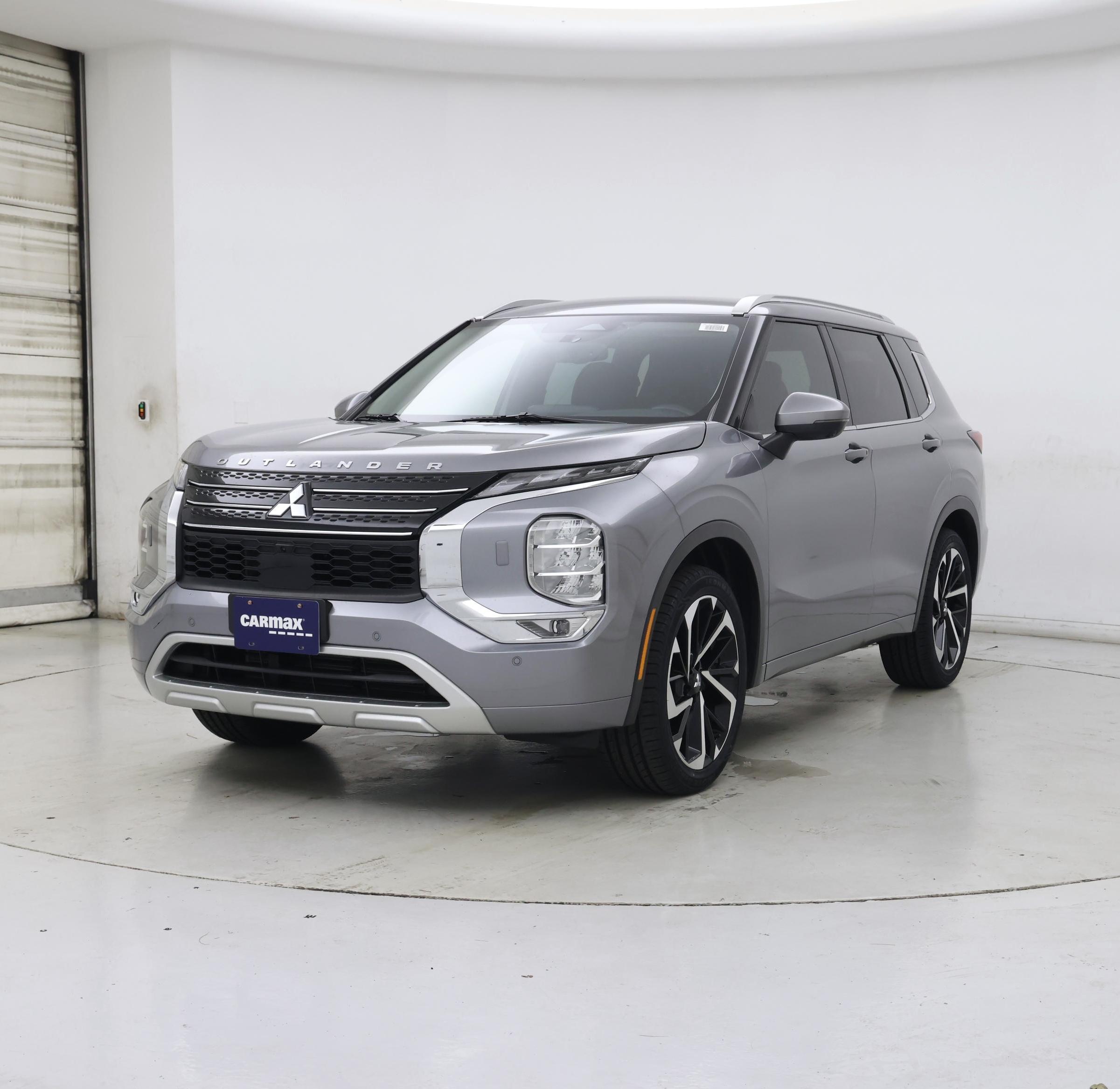 Thumbnail: 2022 Mitsubishi Outlander - 4
