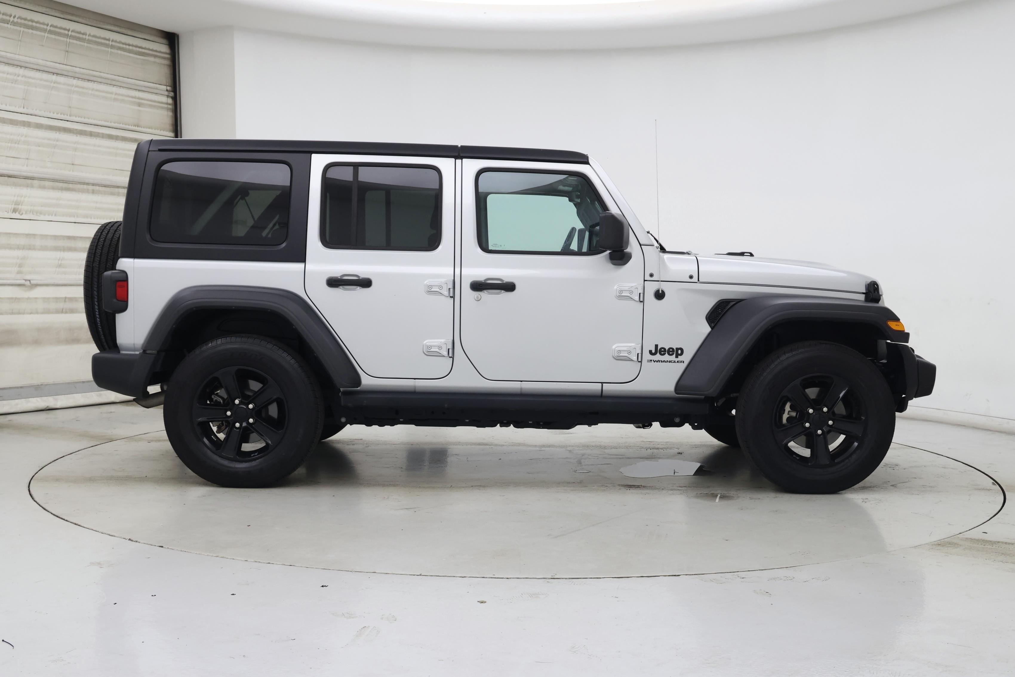 Thumbnail: 2023 Jeep Wrangler - 7