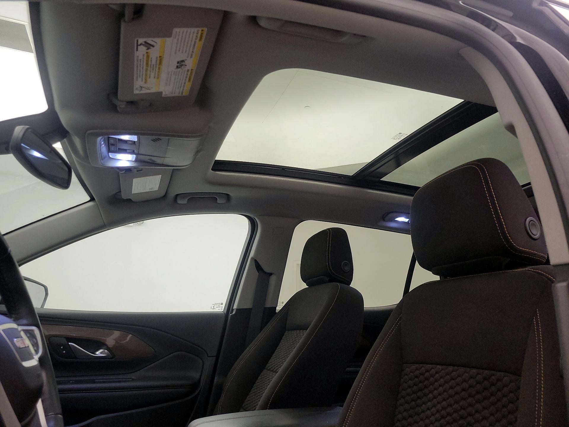 Thumbnail: 2019 GMC Terrain - 19