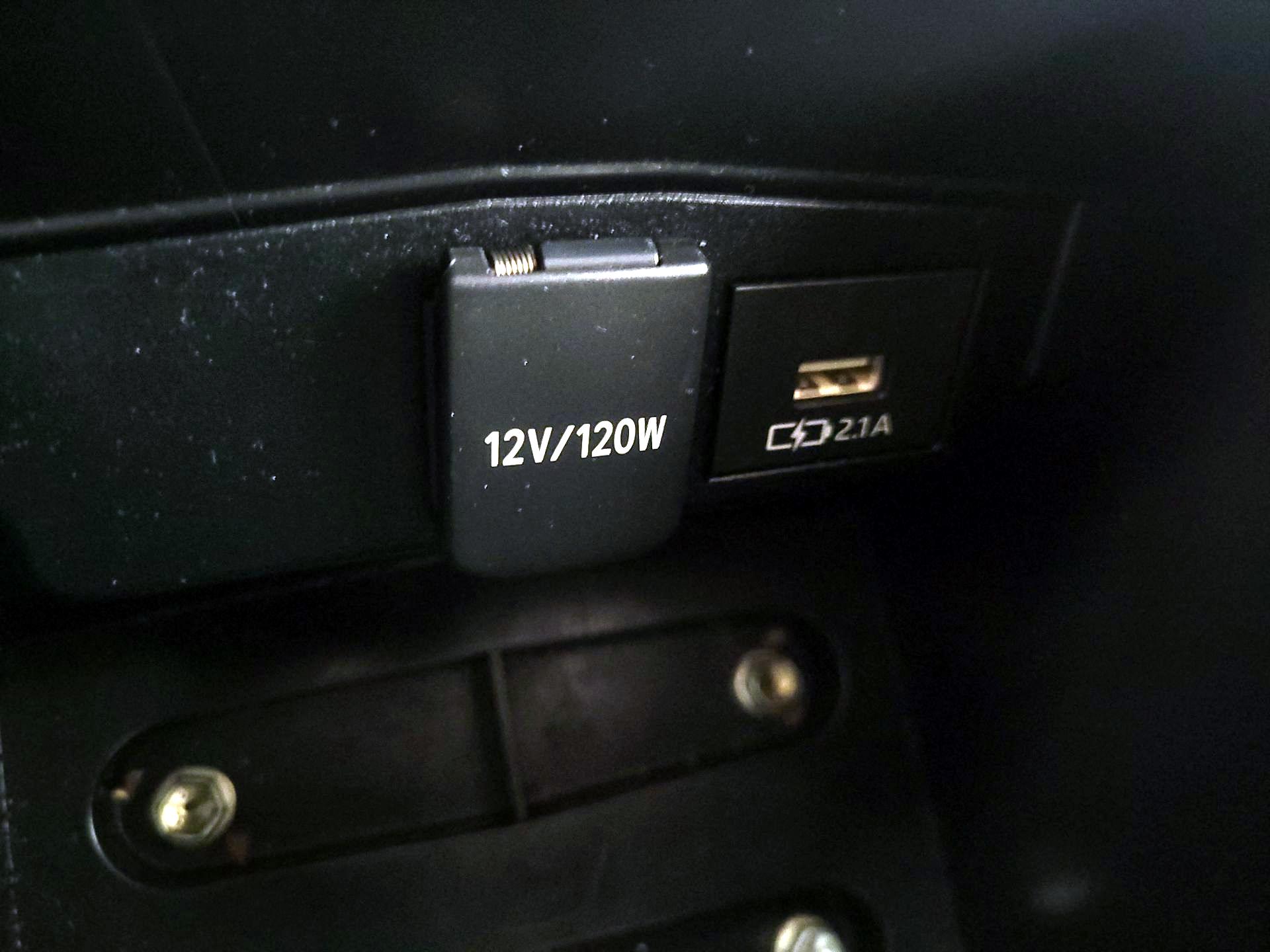 Thumbnail: 2021 Toyota Corolla - 18