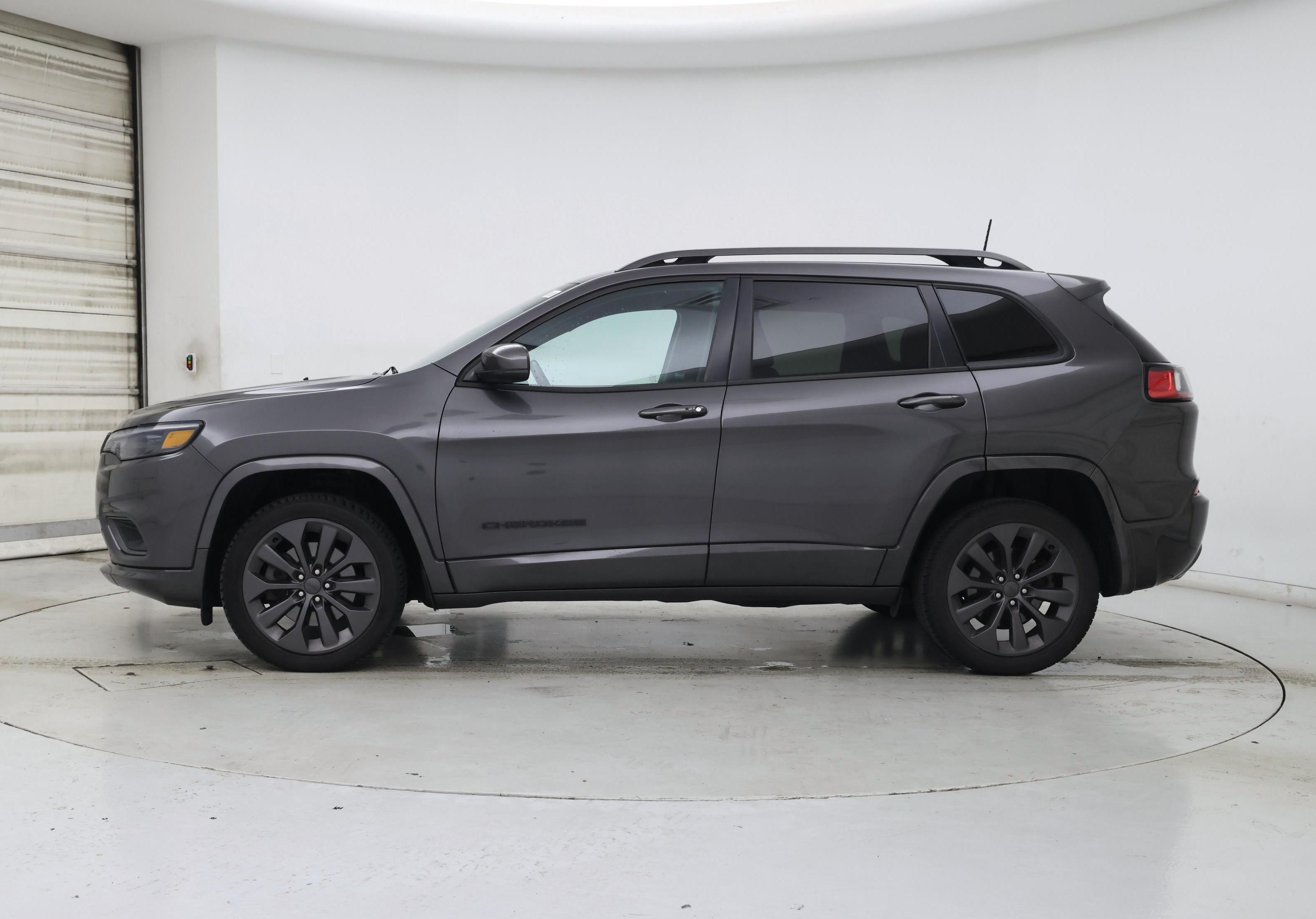 Thumbnail: 2020 Jeep Cherokee - 3
