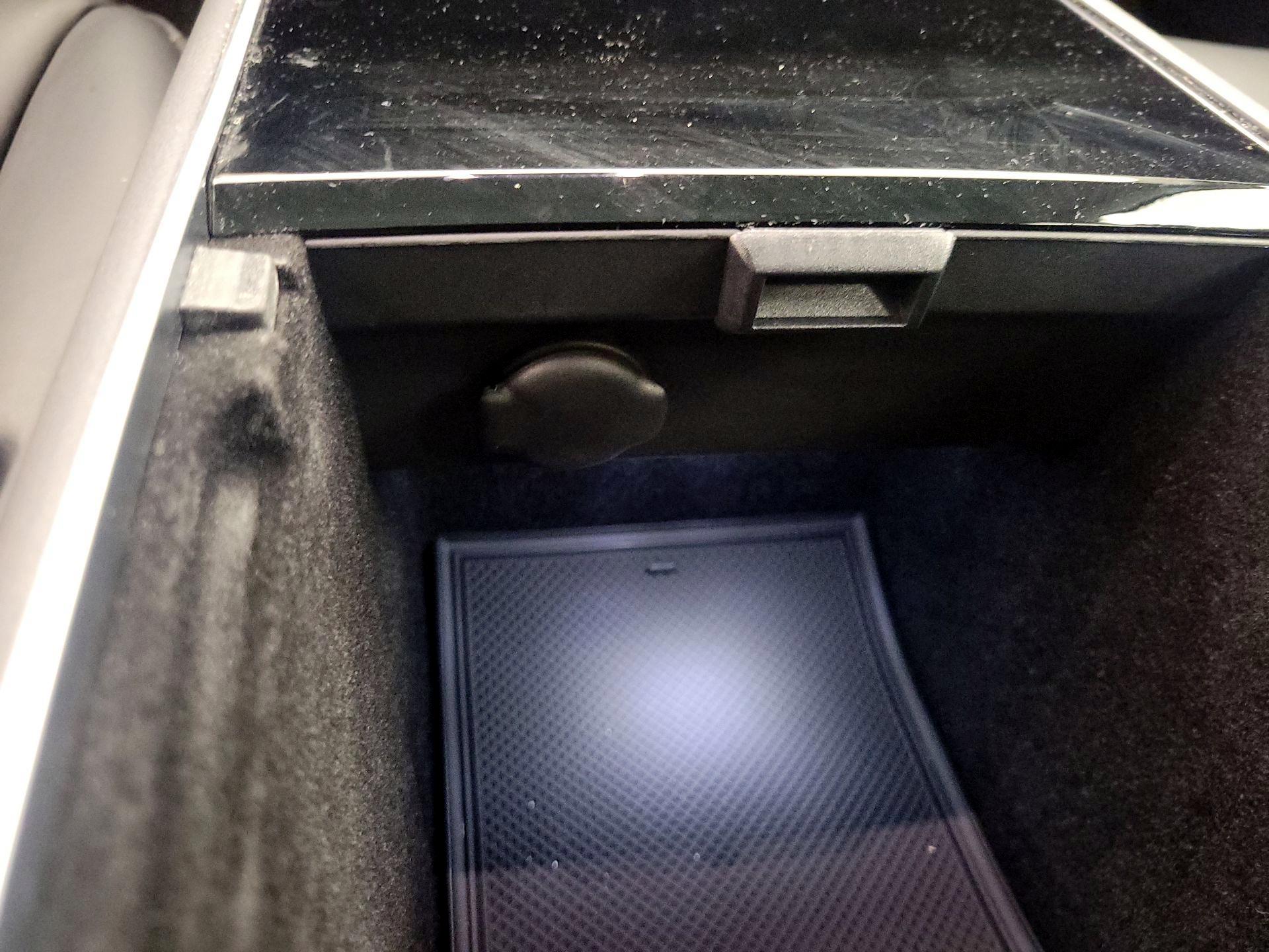 Thumbnail: 2019 Tesla Model 3 - 18