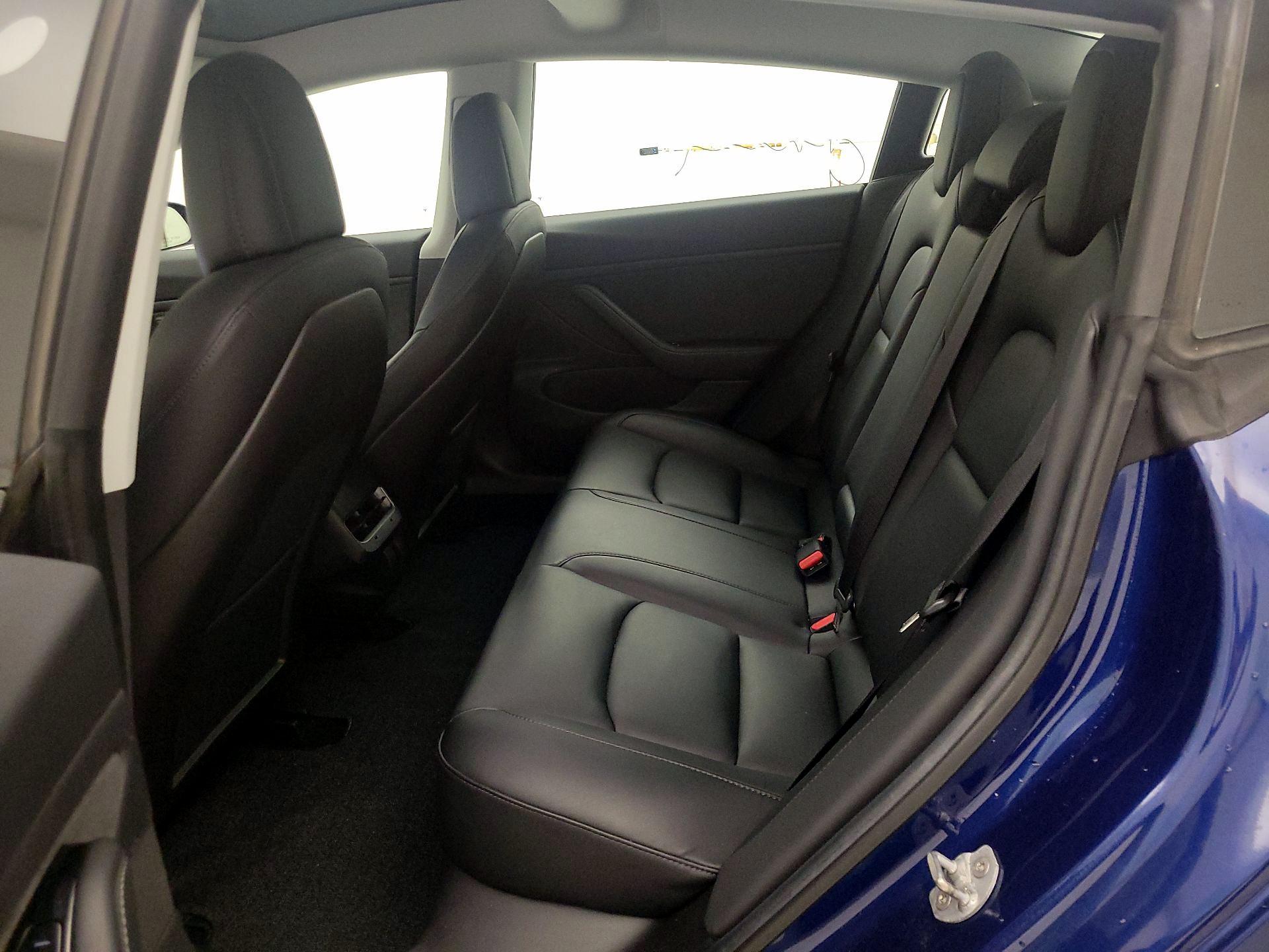 Thumbnail: 2019 Tesla Model 3 - 20