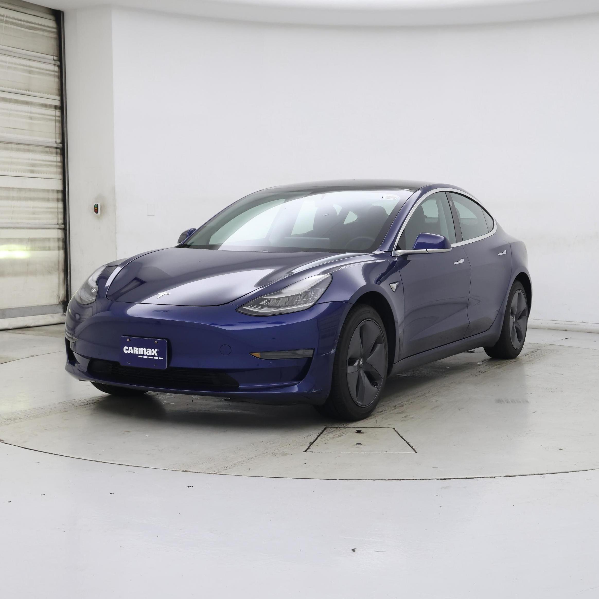 Thumbnail: 2019 Tesla Model 3 - 4