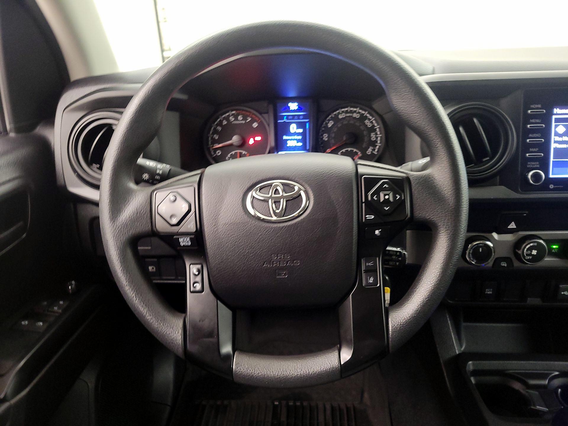 Thumbnail: 2022 Toyota Tacoma - 10