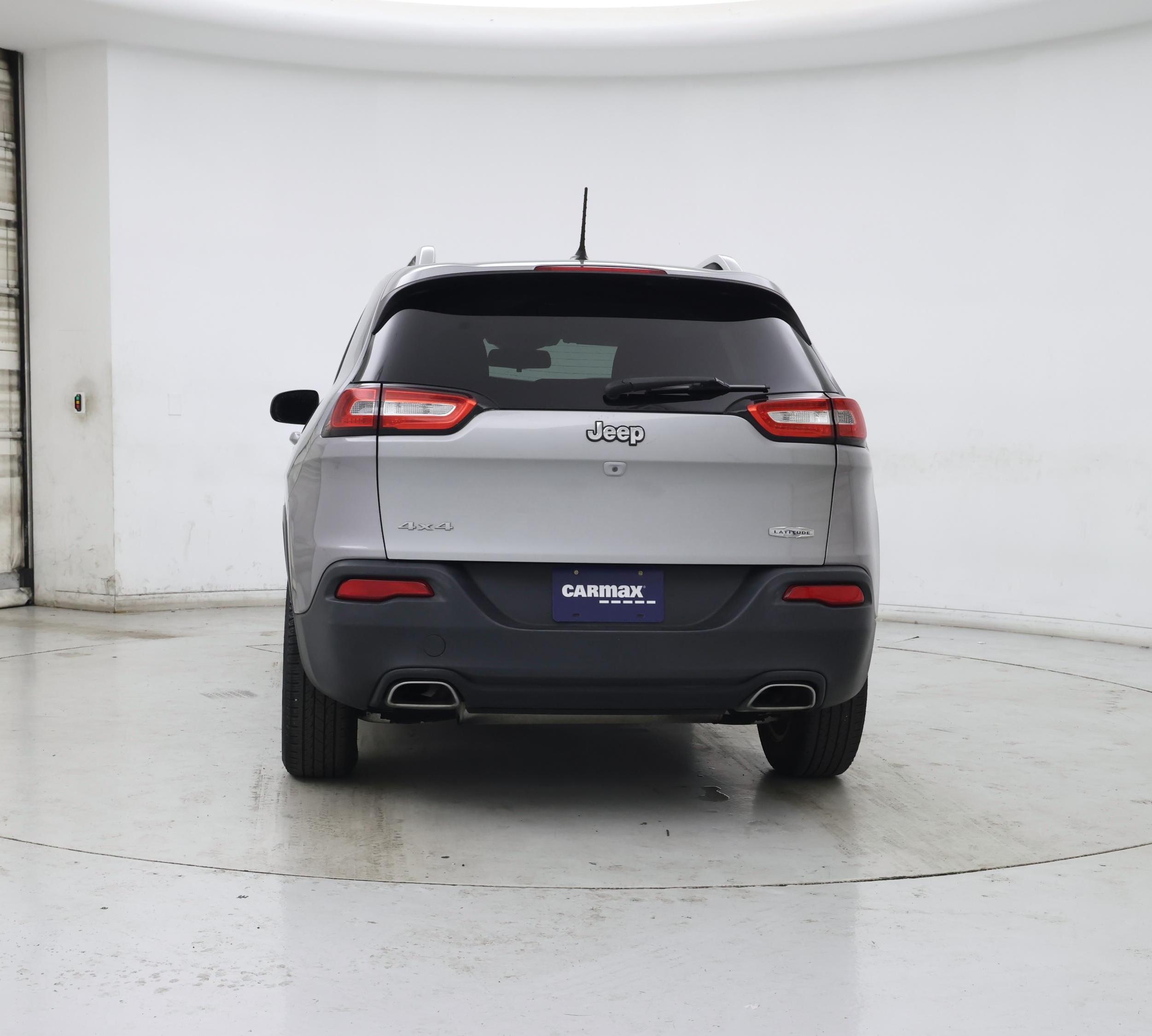 Thumbnail: 2015 Jeep Cherokee - 6