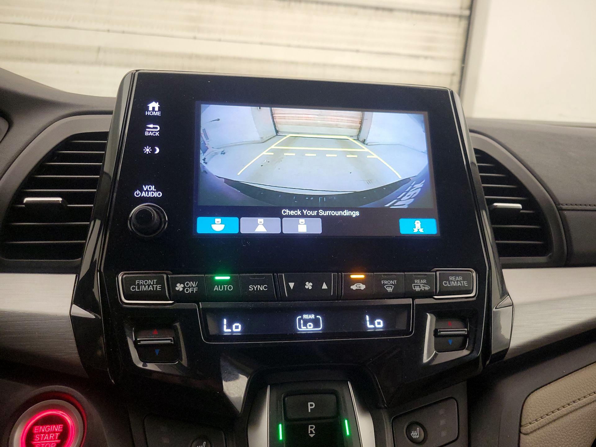 Thumbnail: 2019 Honda Odyssey - 12
