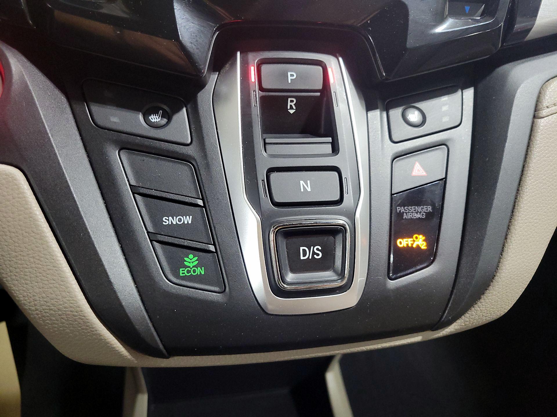 Thumbnail: 2019 Honda Odyssey - 15