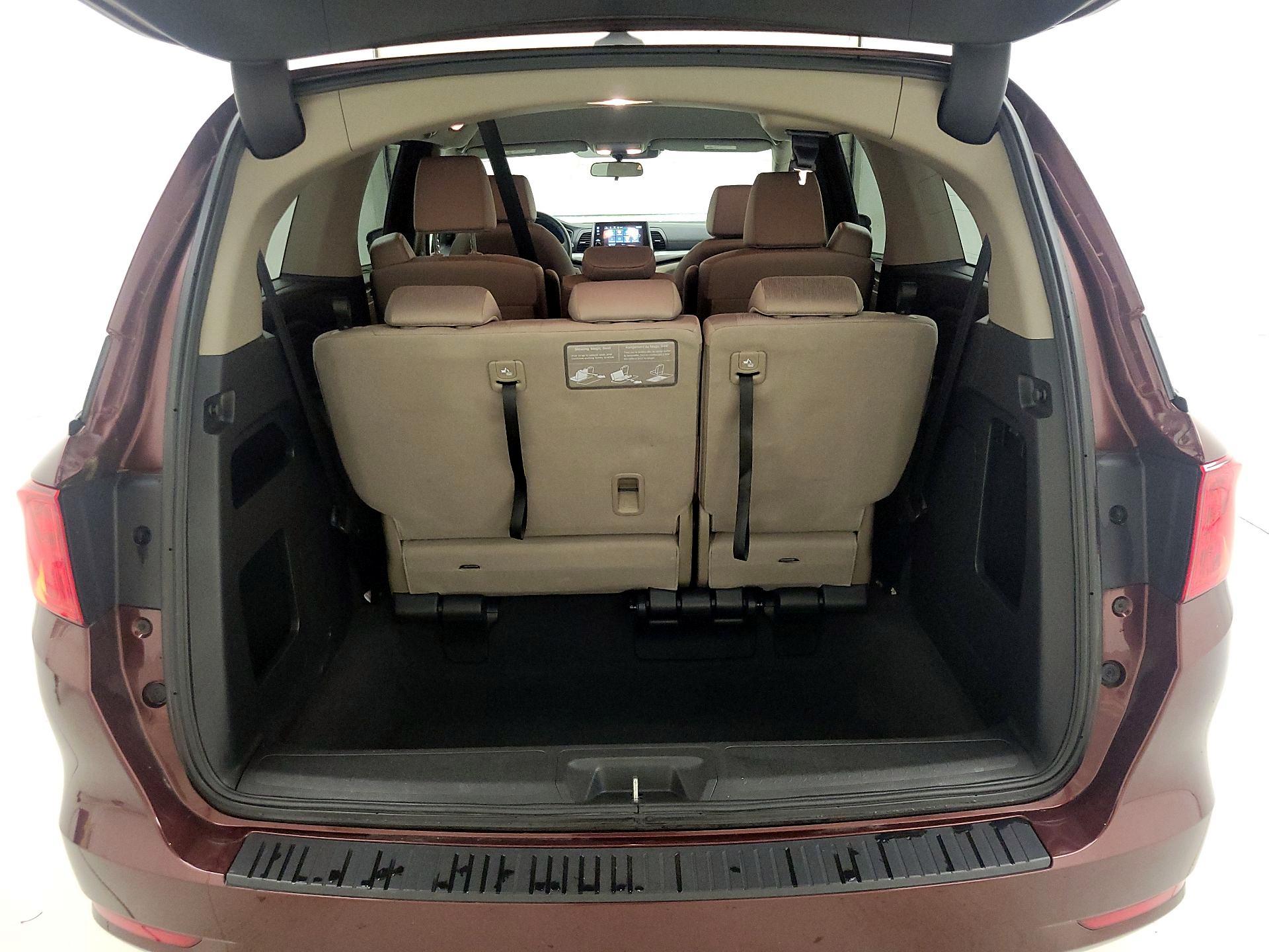 Thumbnail: 2019 Honda Odyssey - 19