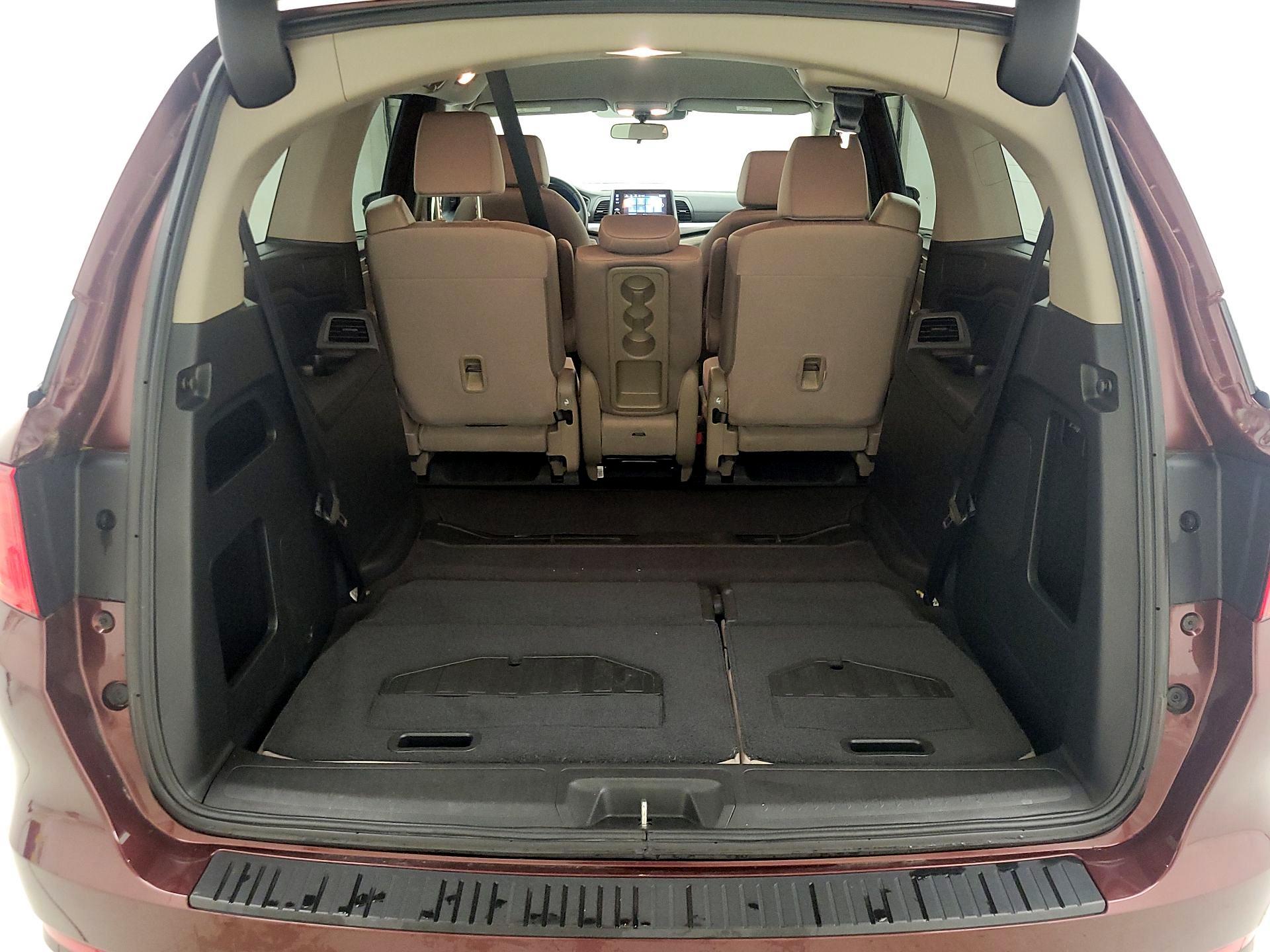 Thumbnail: 2019 Honda Odyssey - 20