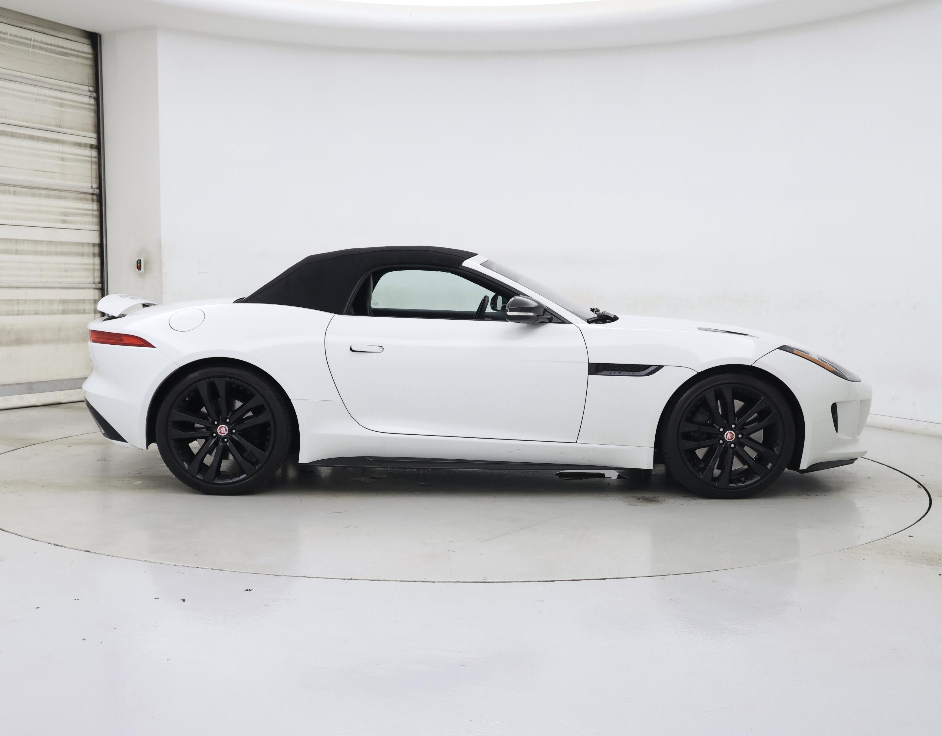 Thumbnail: 2017 Jaguar F-Type - 7
