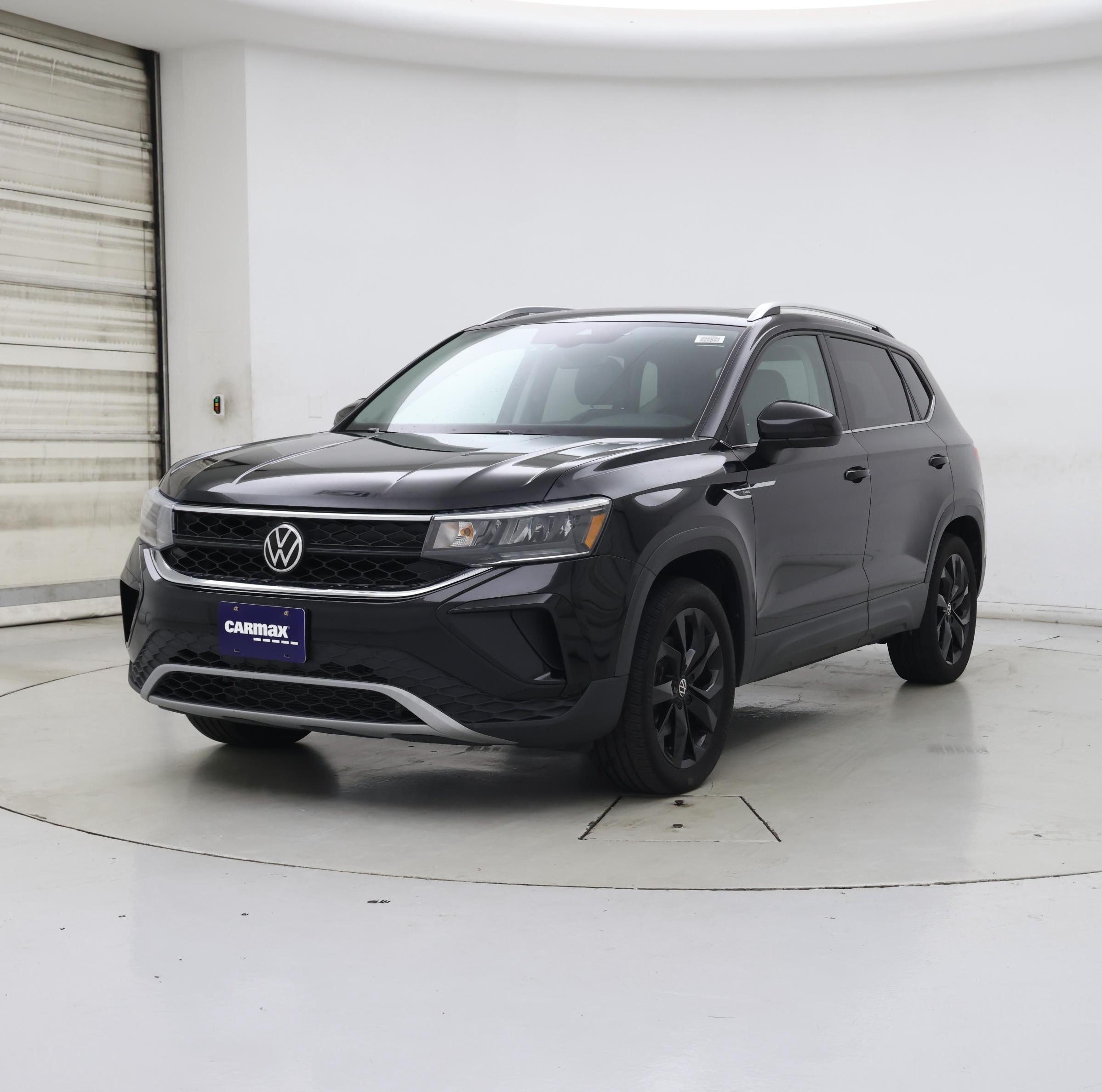 Thumbnail: 2022 Volkswagen Taos - 4