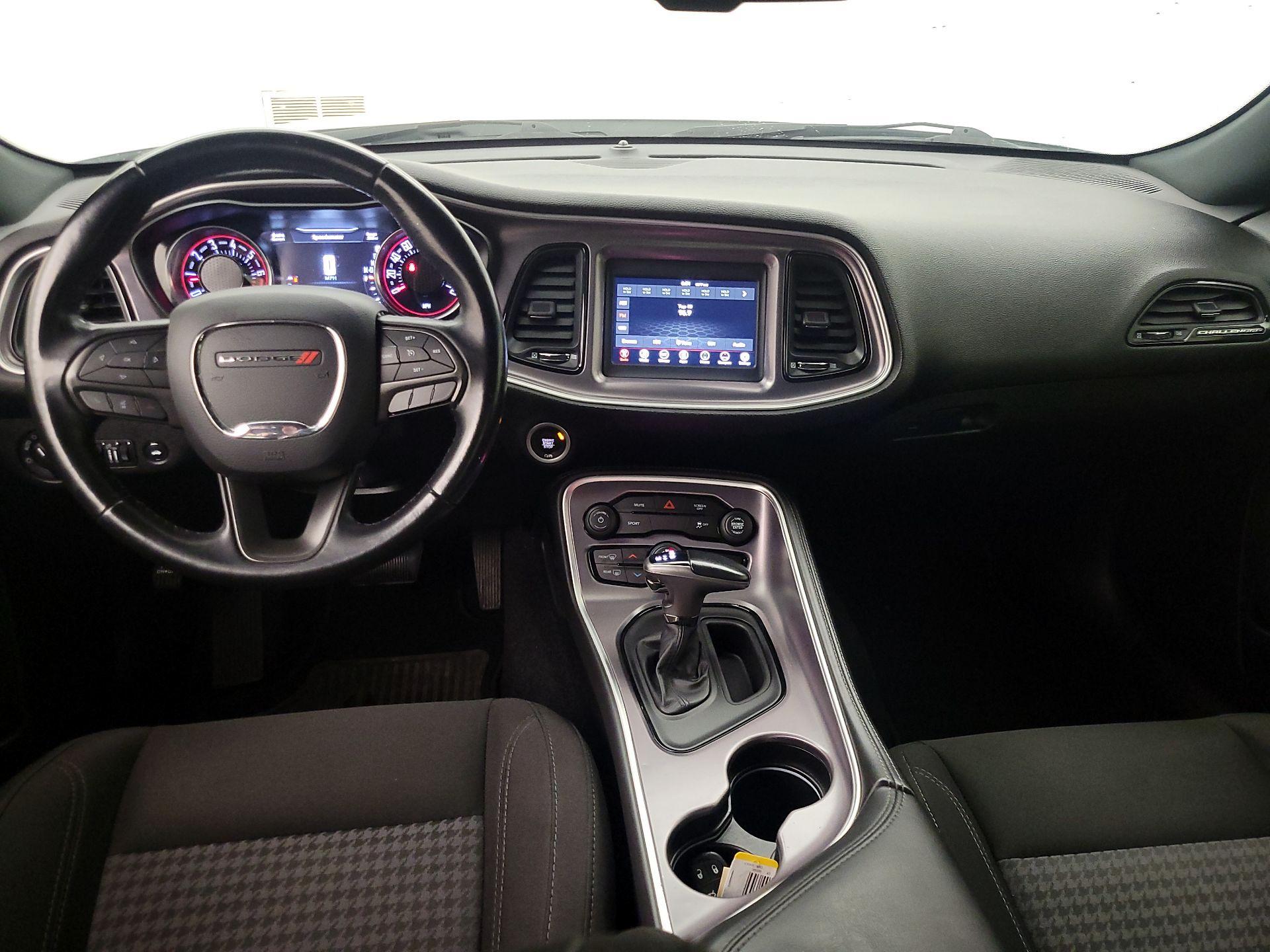 Thumbnail: 2019 Dodge Challenger - 9