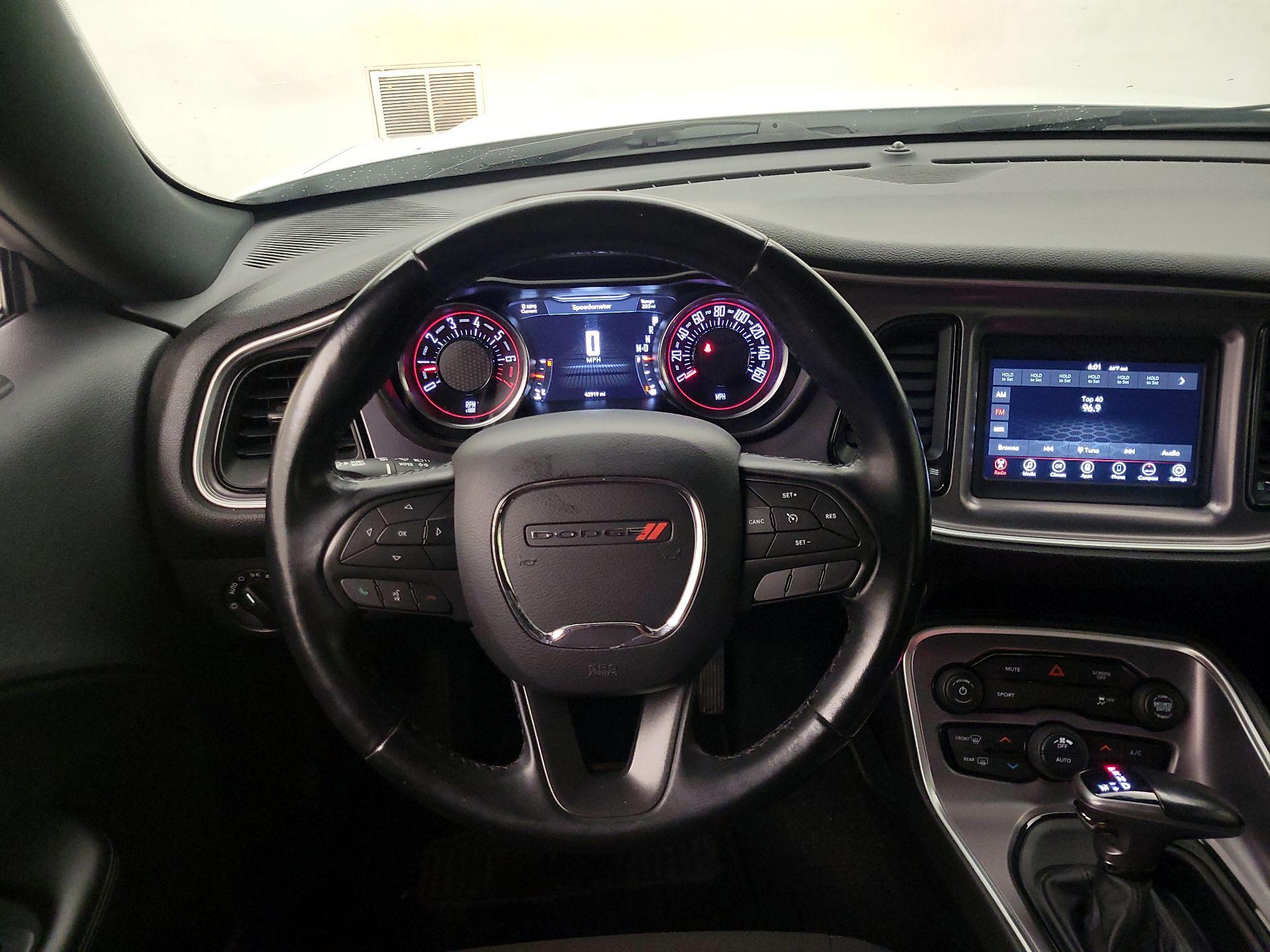 Thumbnail: 2019 Dodge Challenger - 10