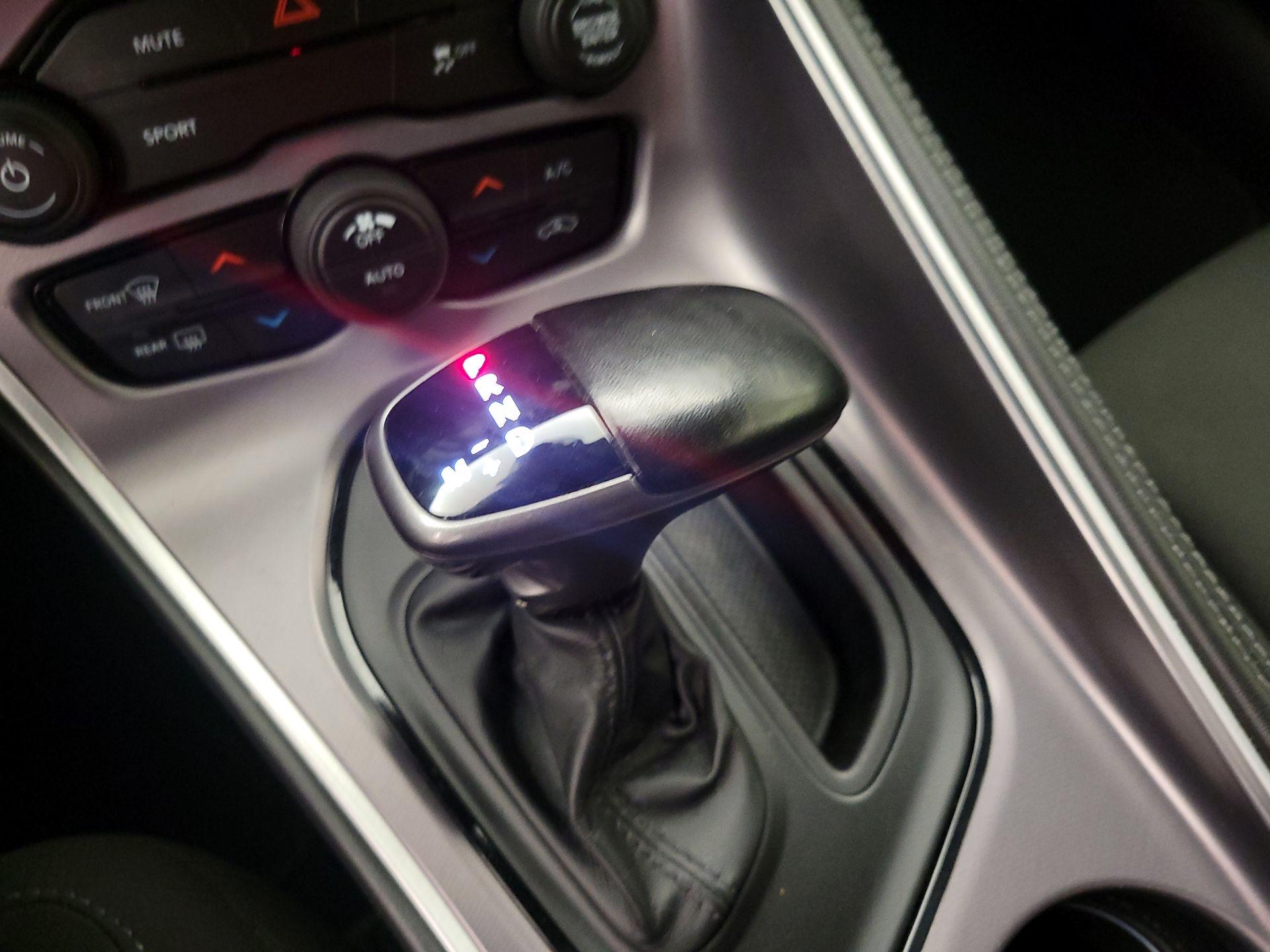 Thumbnail: 2019 Dodge Challenger - 17