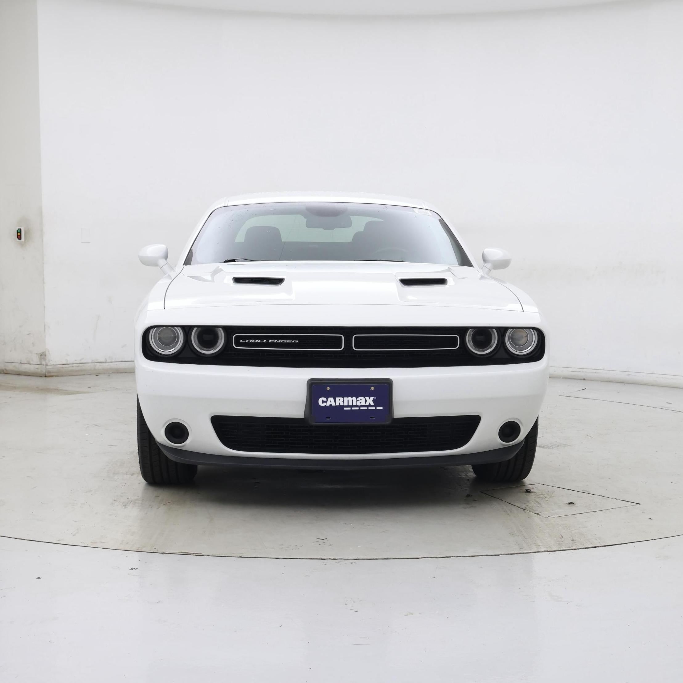 Thumbnail: 2019 Dodge Challenger - 5