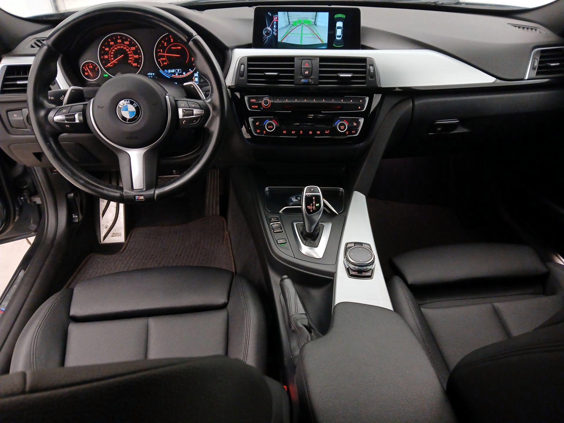 Thumbnail: 2016 BMW 3 Series - 9