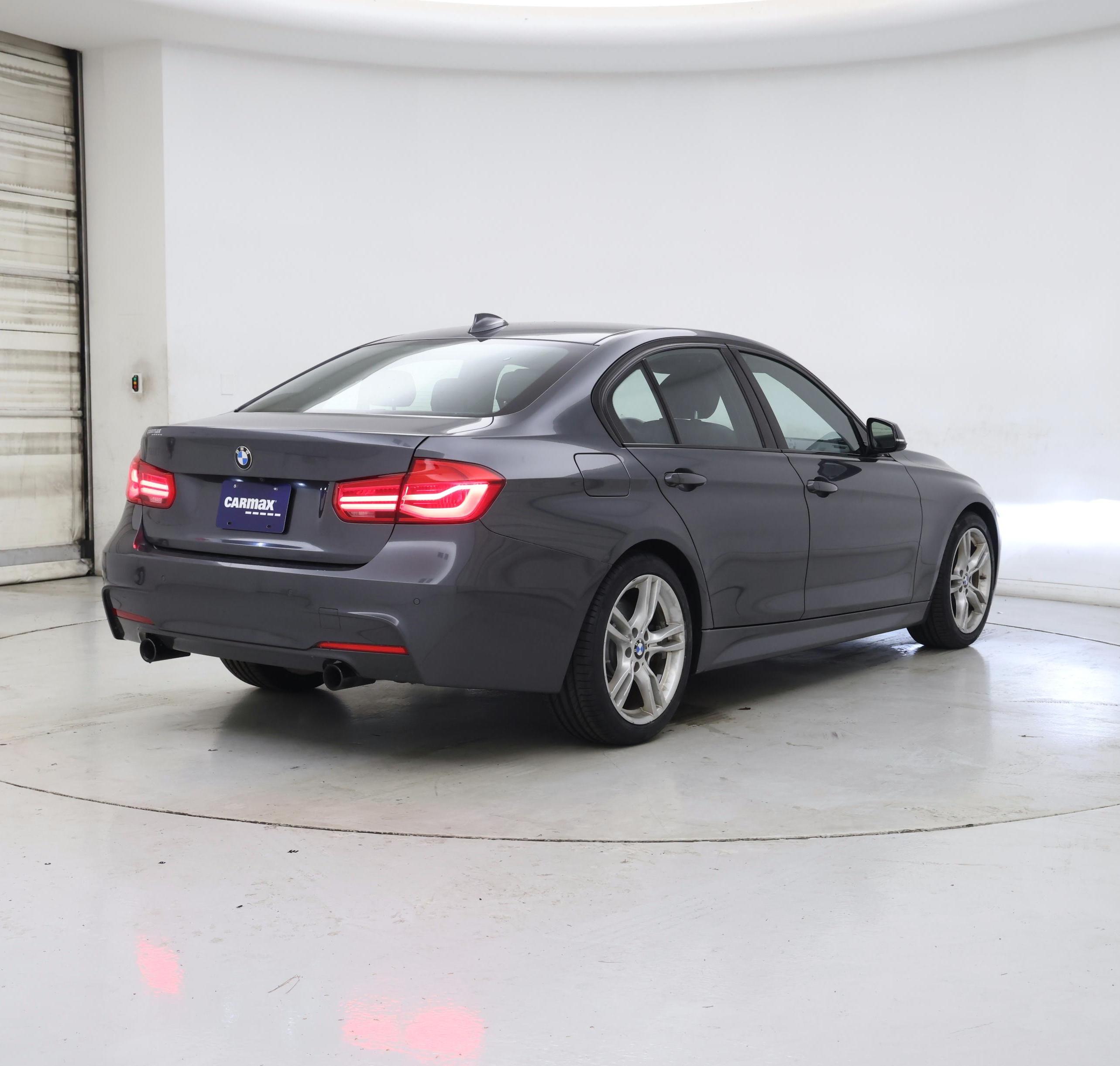 Thumbnail: 2016 BMW 3 Series - 8