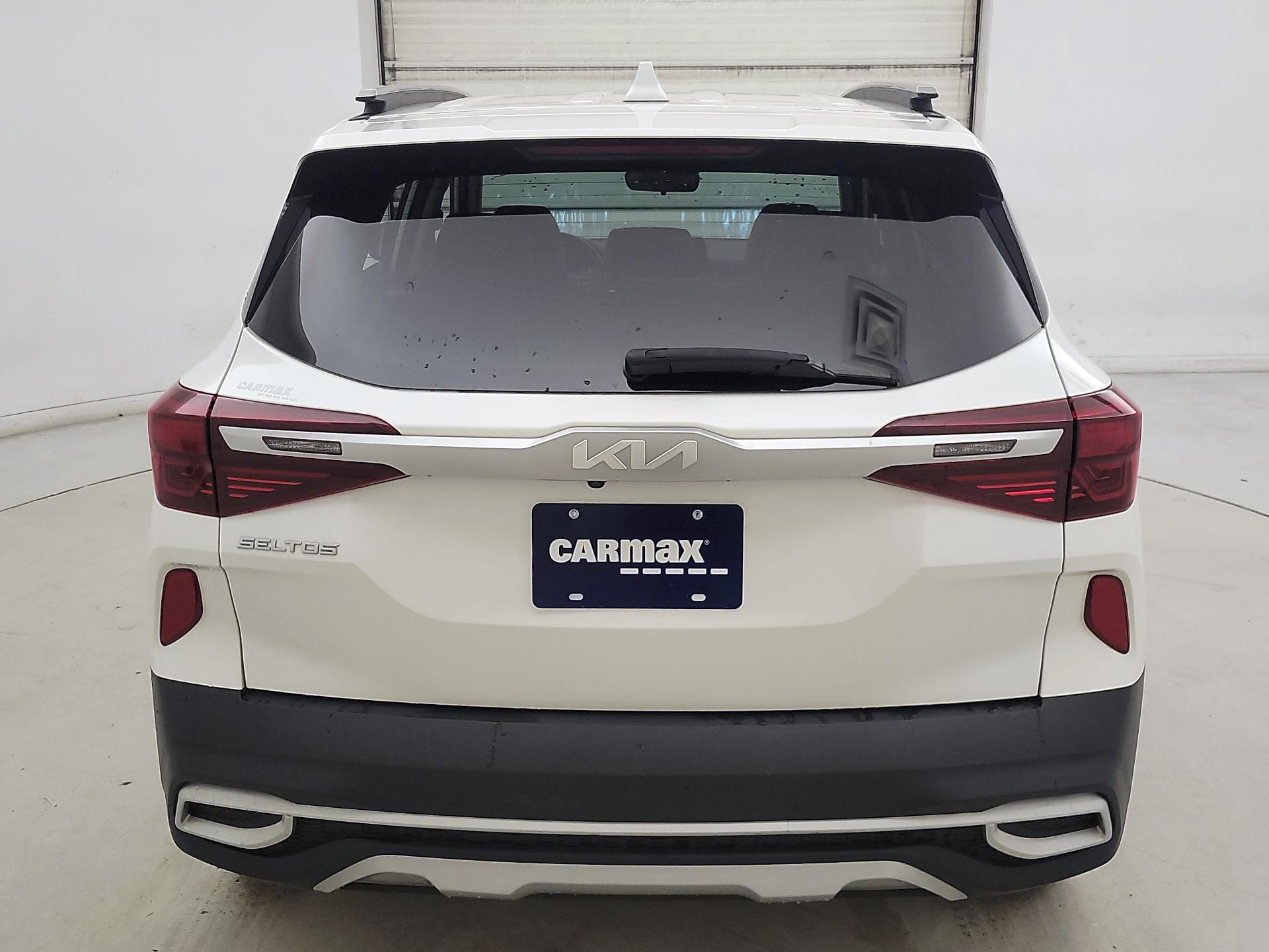 Thumbnail: 2022 Kia Seltos - 6