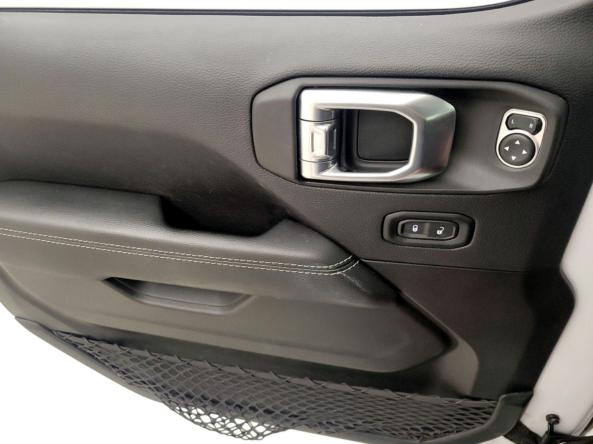 Thumbnail: 2021 Jeep Wrangler - 12