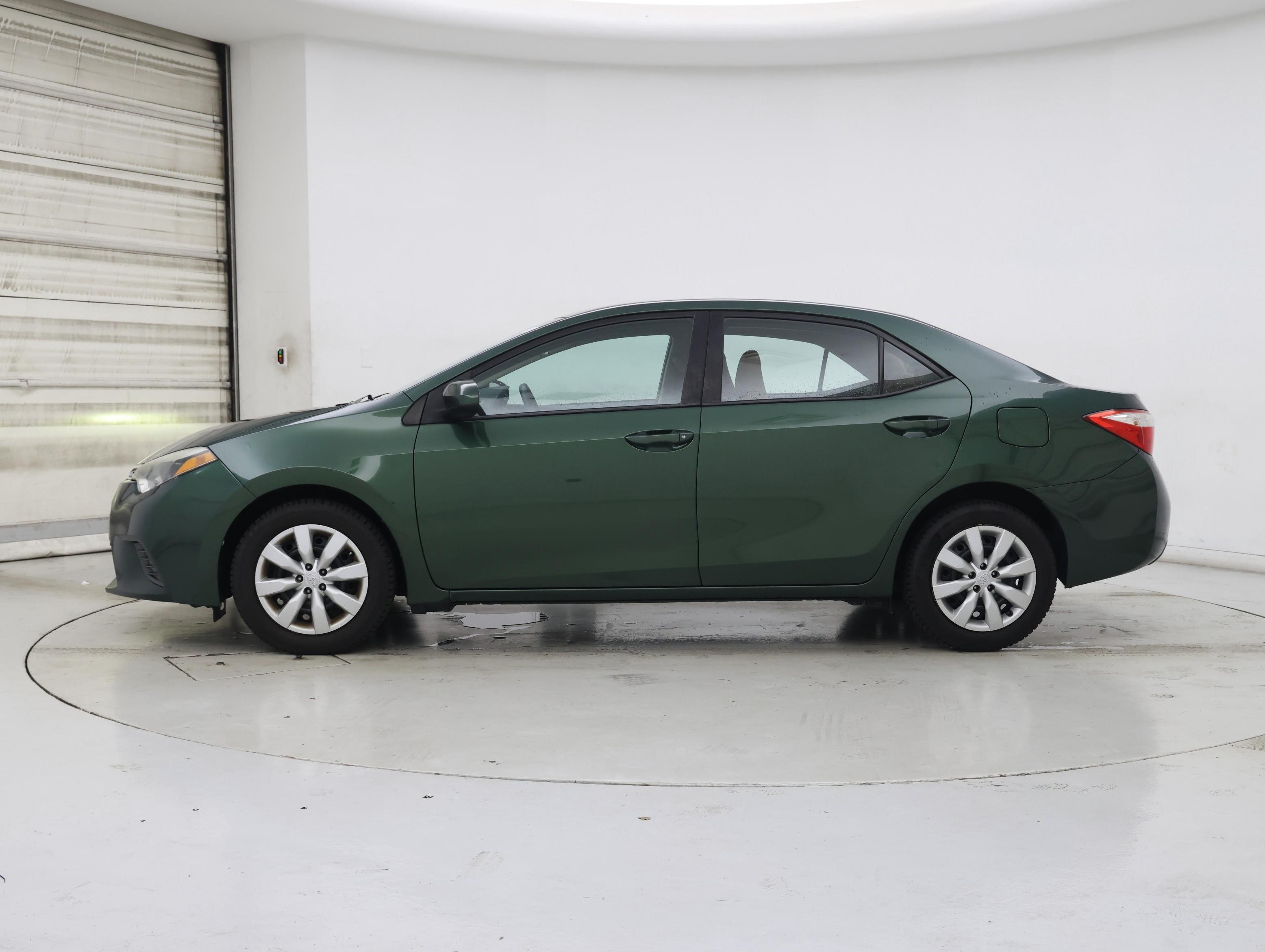 Thumbnail: 2015 Toyota Corolla - 3