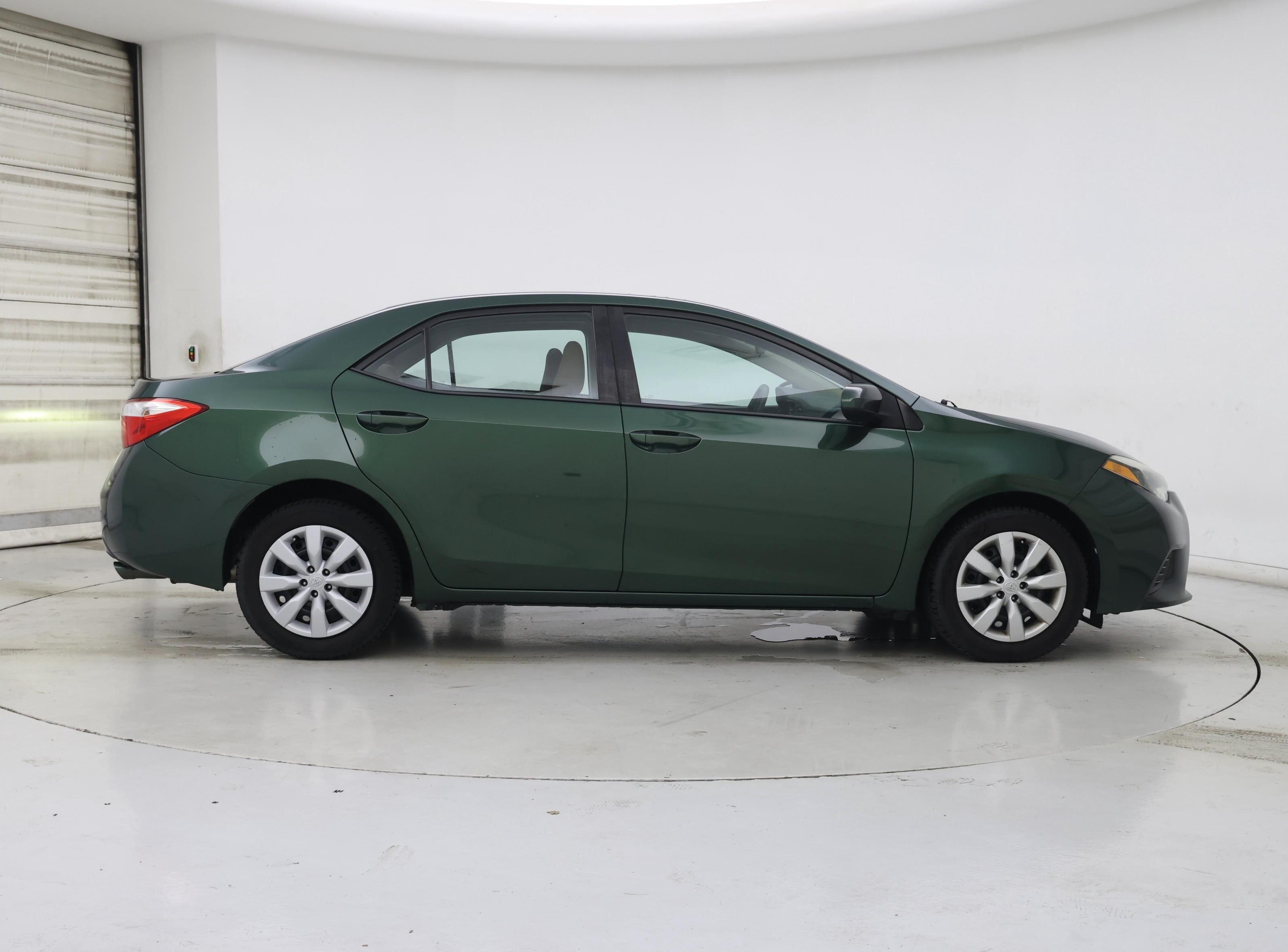 Thumbnail: 2015 Toyota Corolla - 7