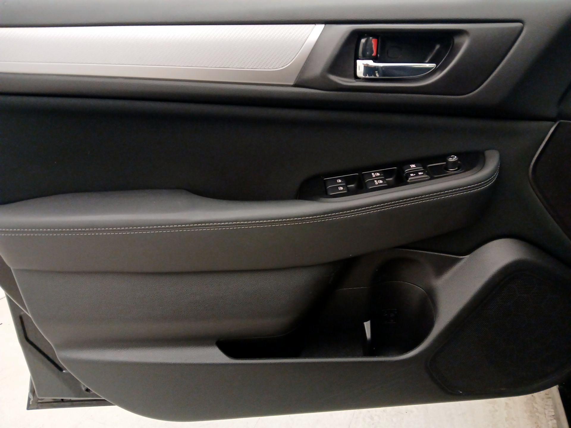 Thumbnail: 2017 Subaru Legacy - 12