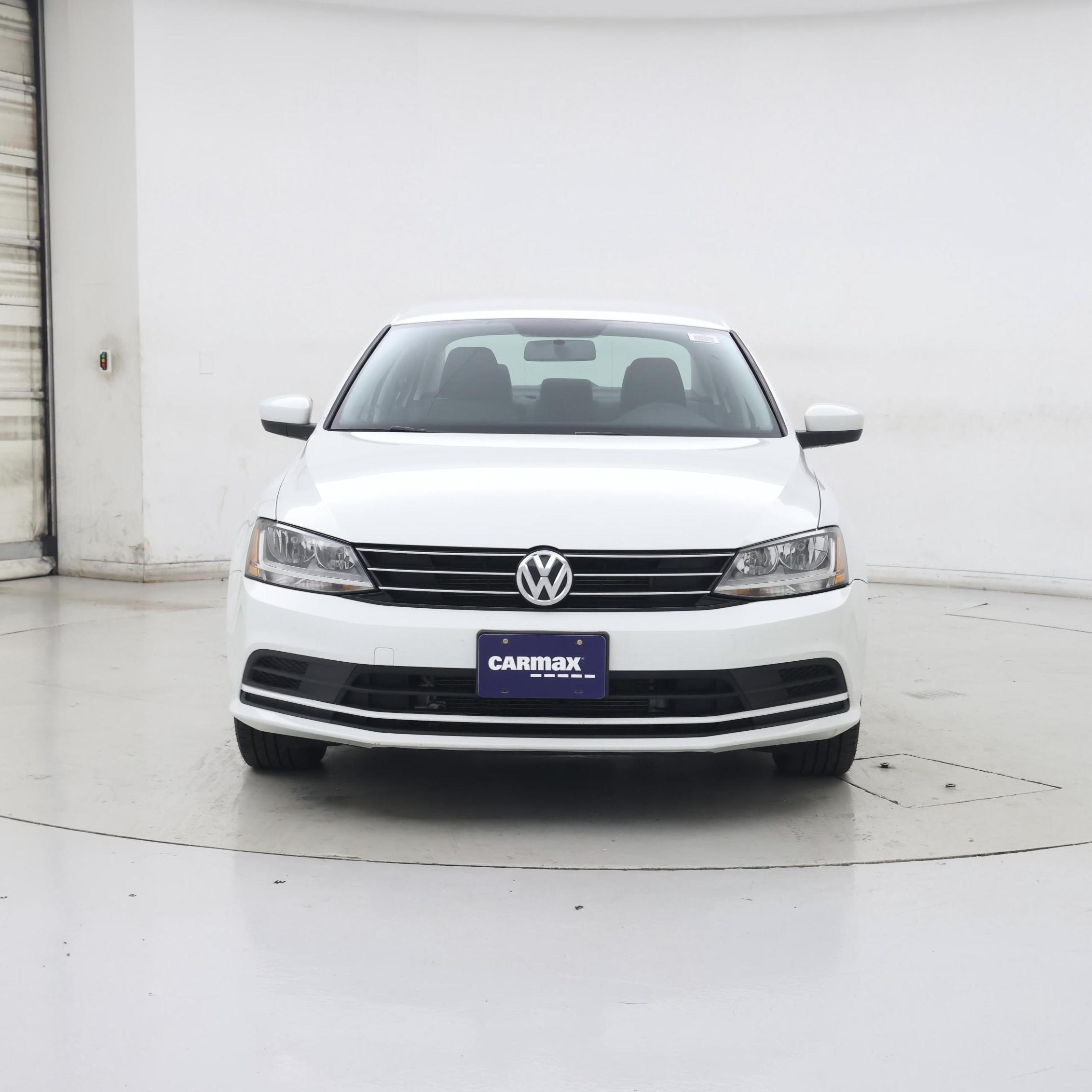 Thumbnail: 2017 Volkswagen Jetta - 5