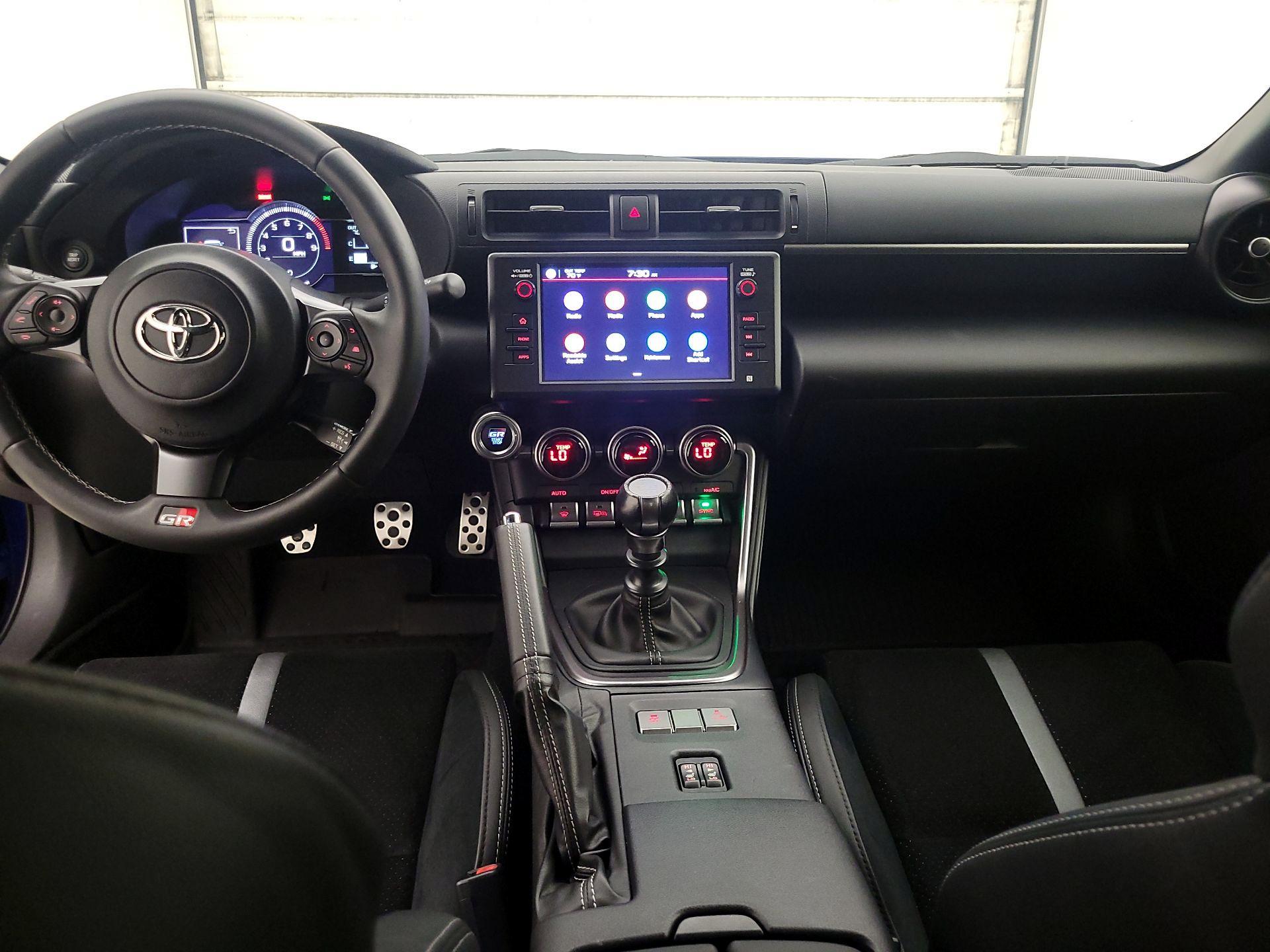 Thumbnail: 2024 Toyota GR86 - 9