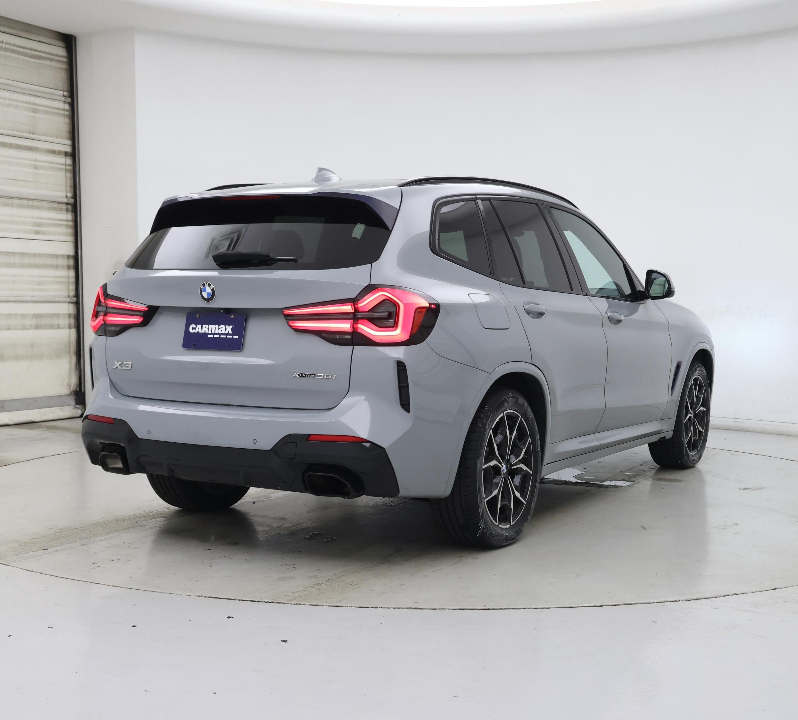 Thumbnail: 2022 BMW X3 - 8