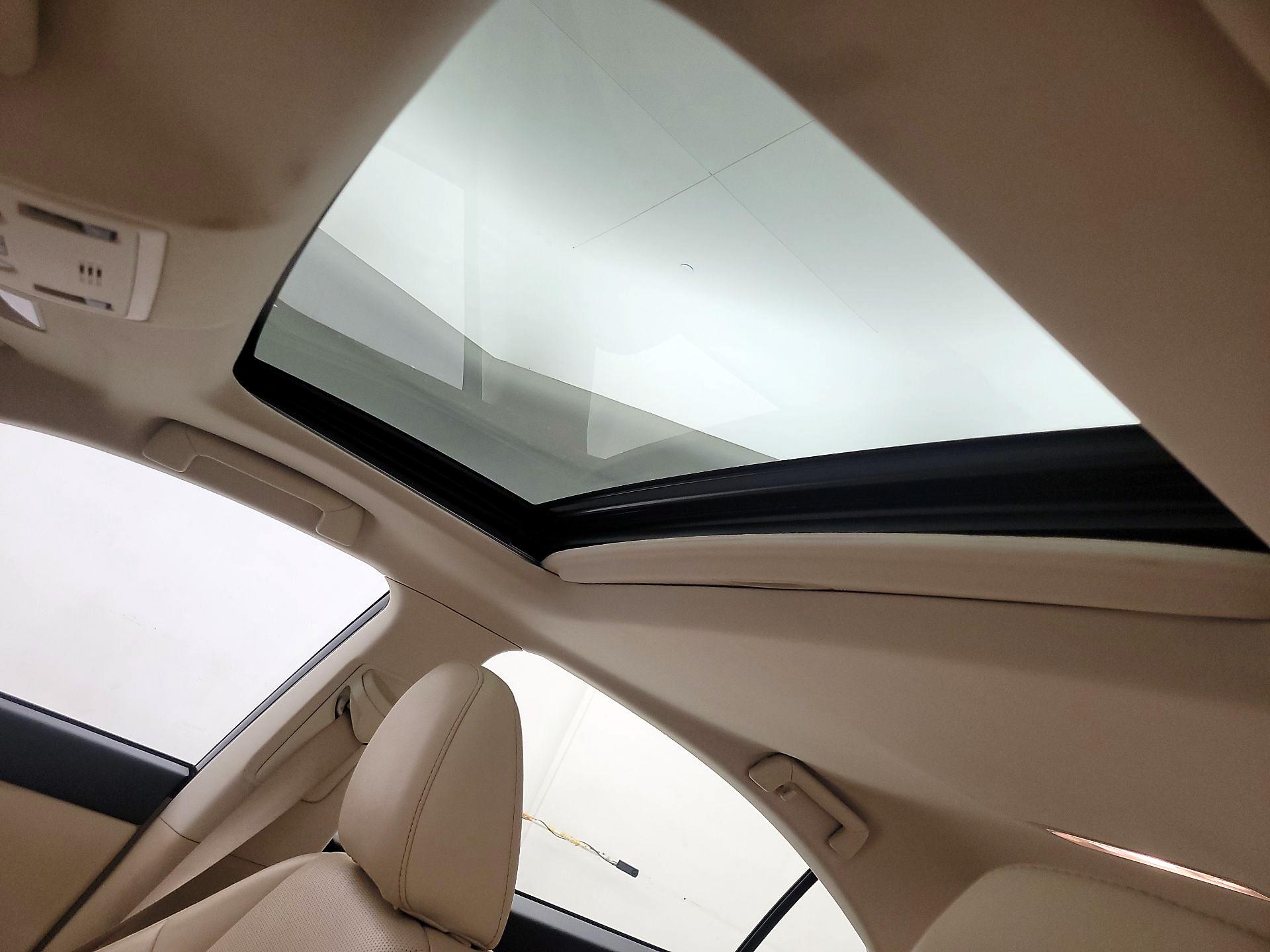 Thumbnail: 2014 Lexus ES - 20