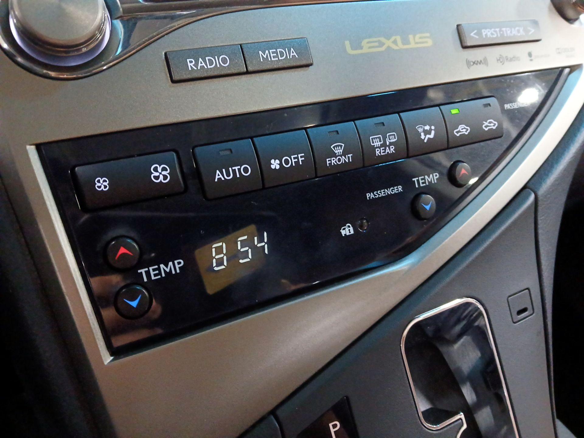 Thumbnail: 2014 Lexus RX - 17