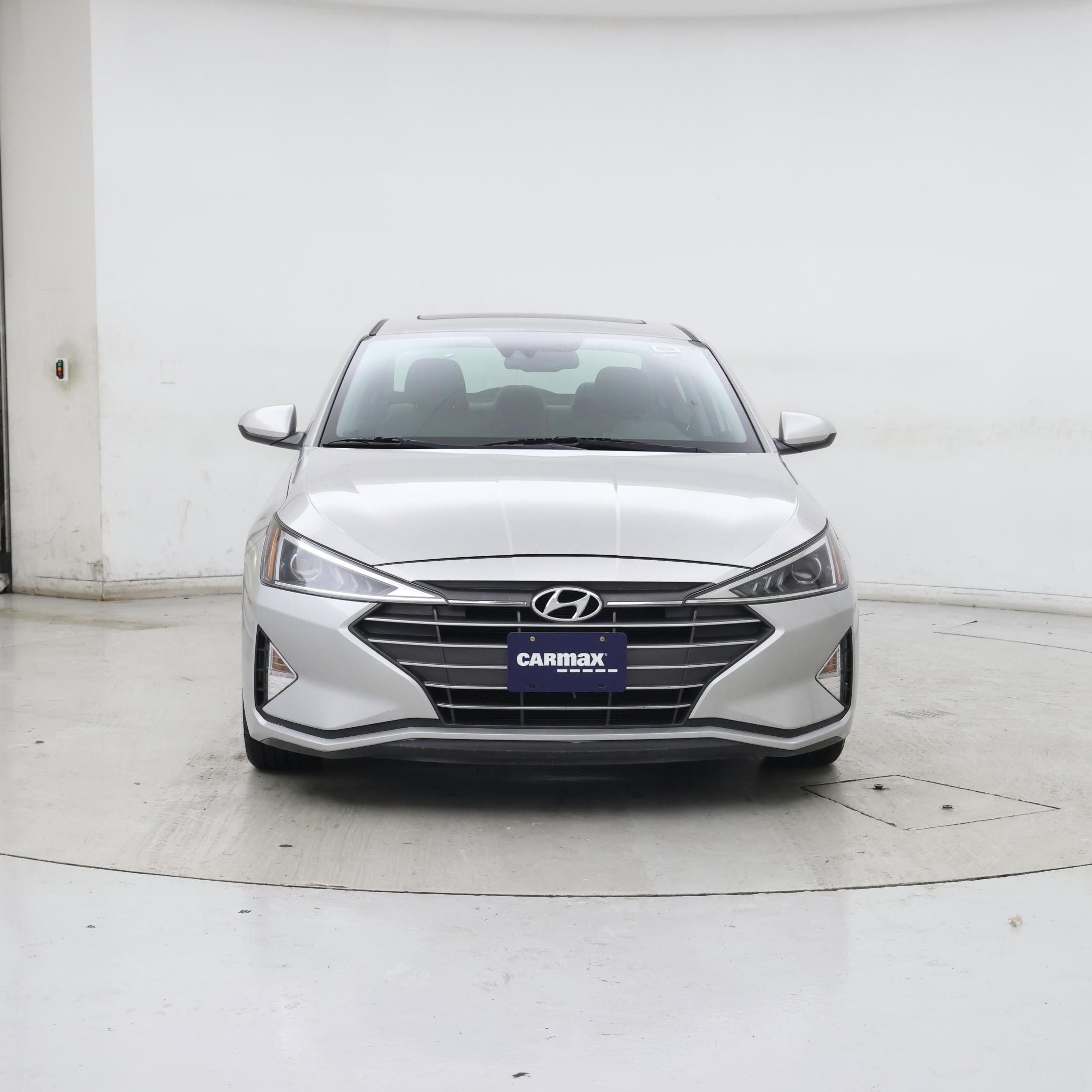 Thumbnail: 2019 Hyundai Elantra - 5
